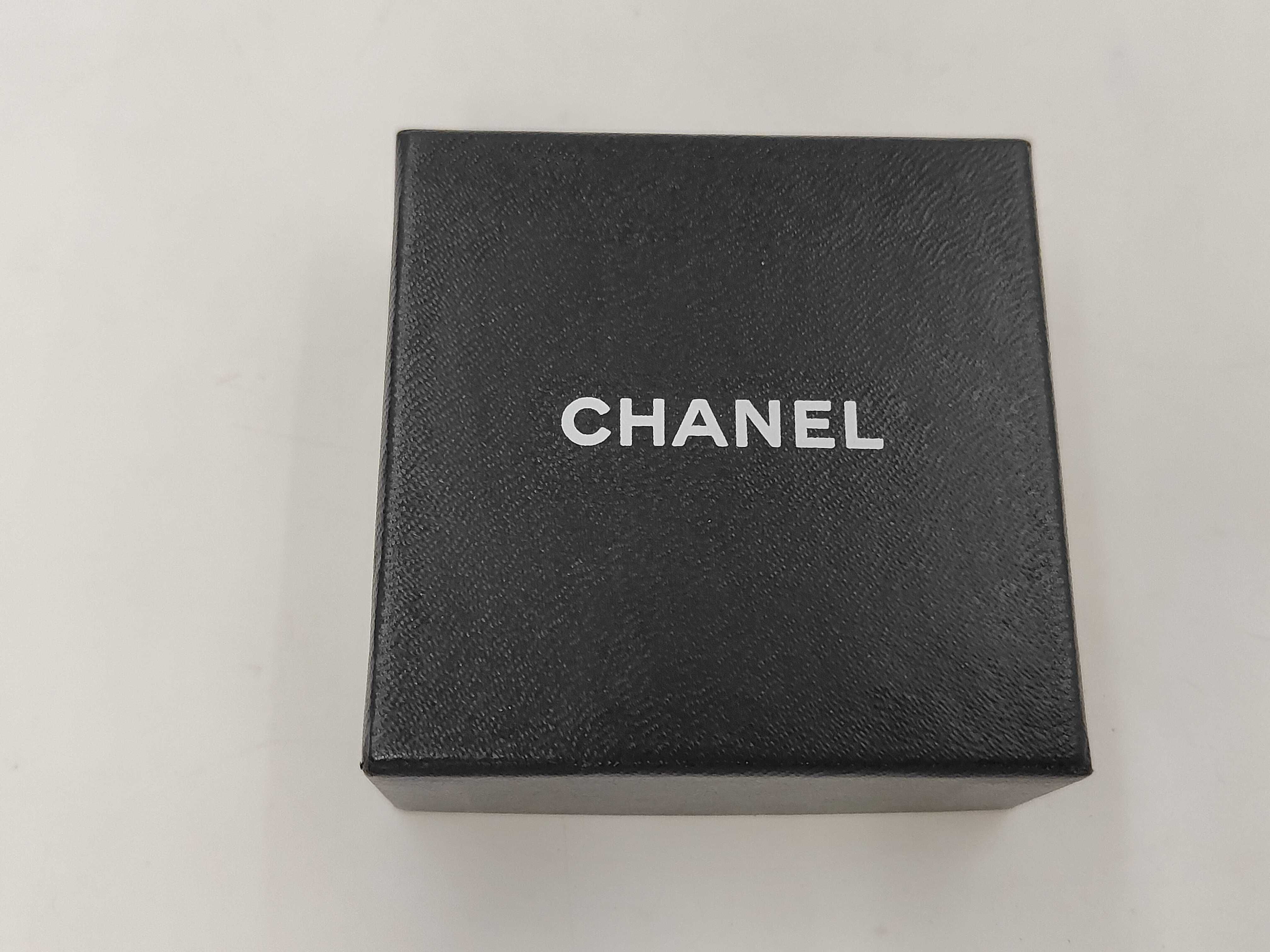 earrings 05P — view 8
