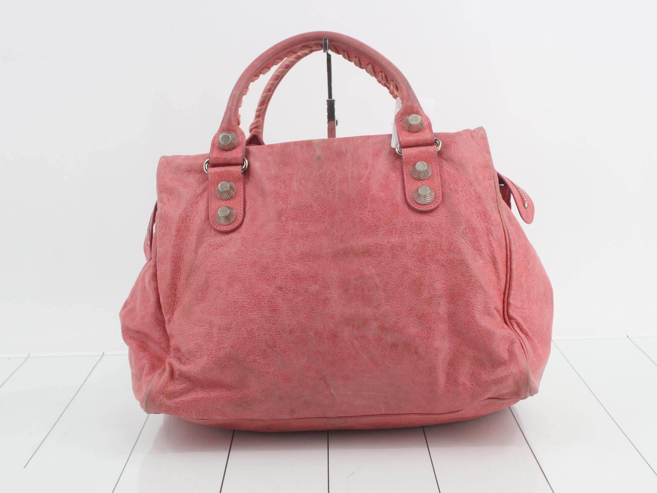 Classic handbag — view 2