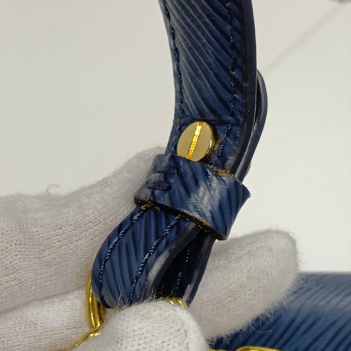Epi Twist MM M53090 Navy with Mirror — view 14