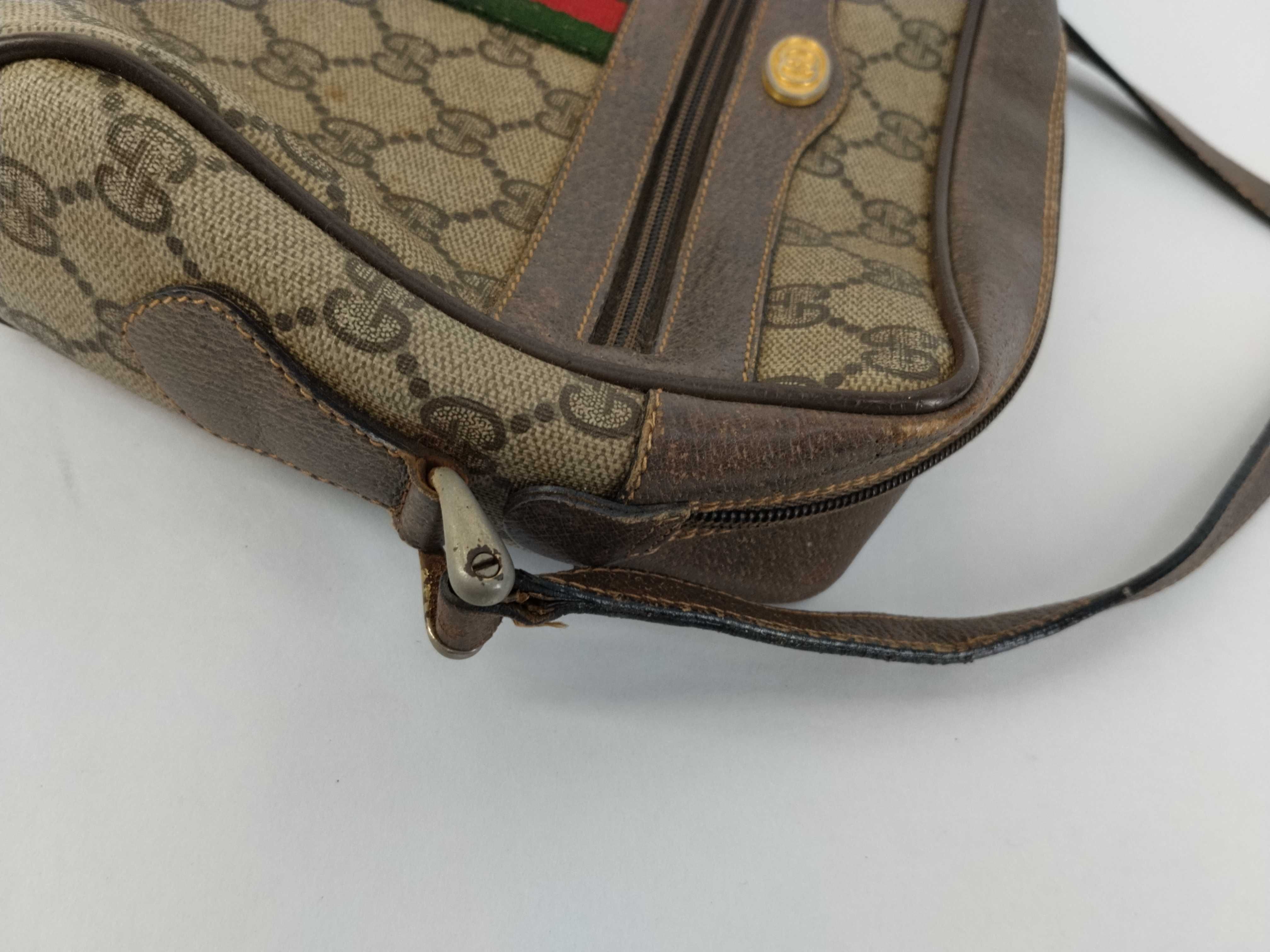 GG Supreme 32.02.004 Shoulder Bag — view 5