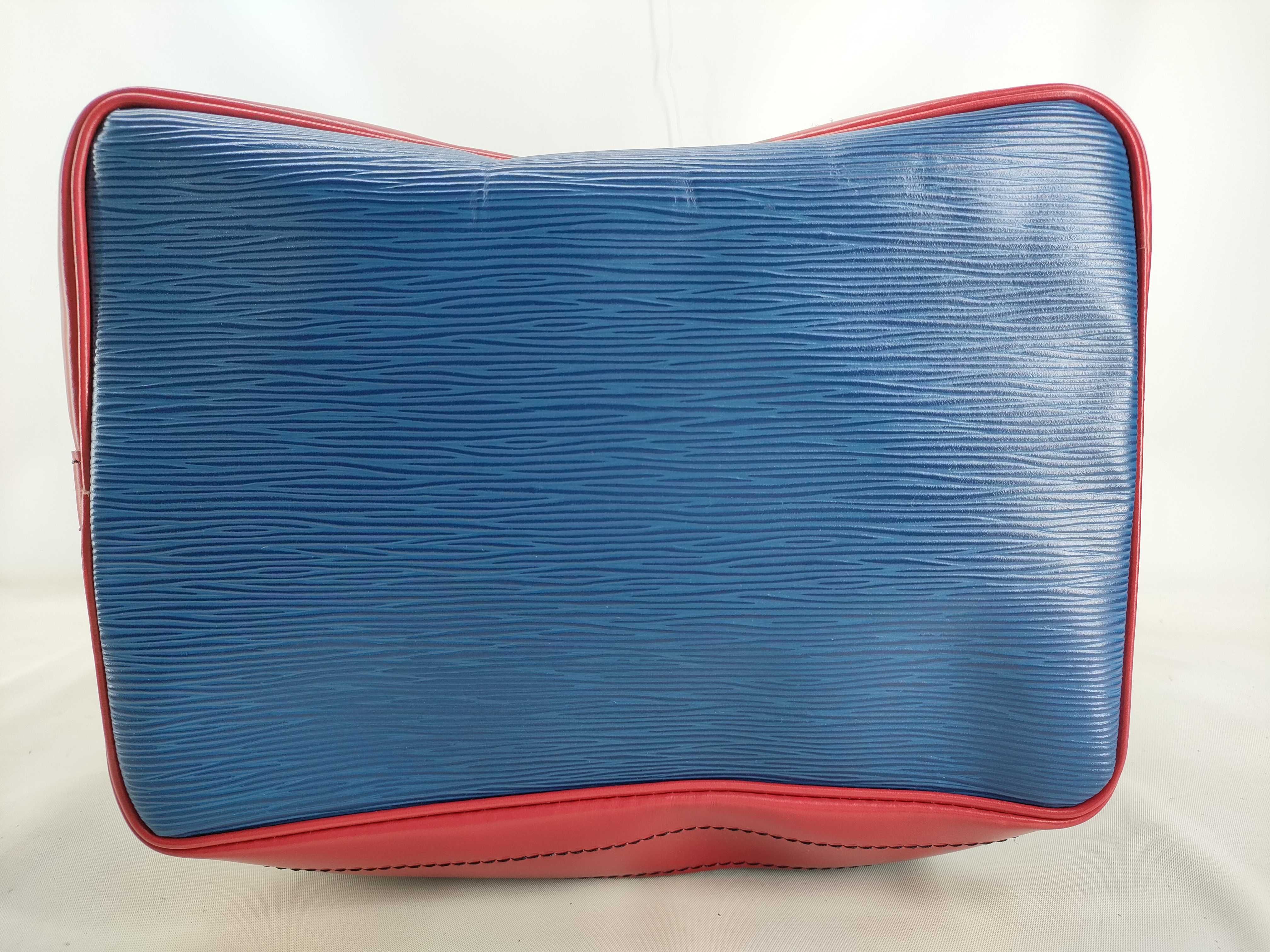 Epi Noe Limited Edition Shoulder Bag — view 3
