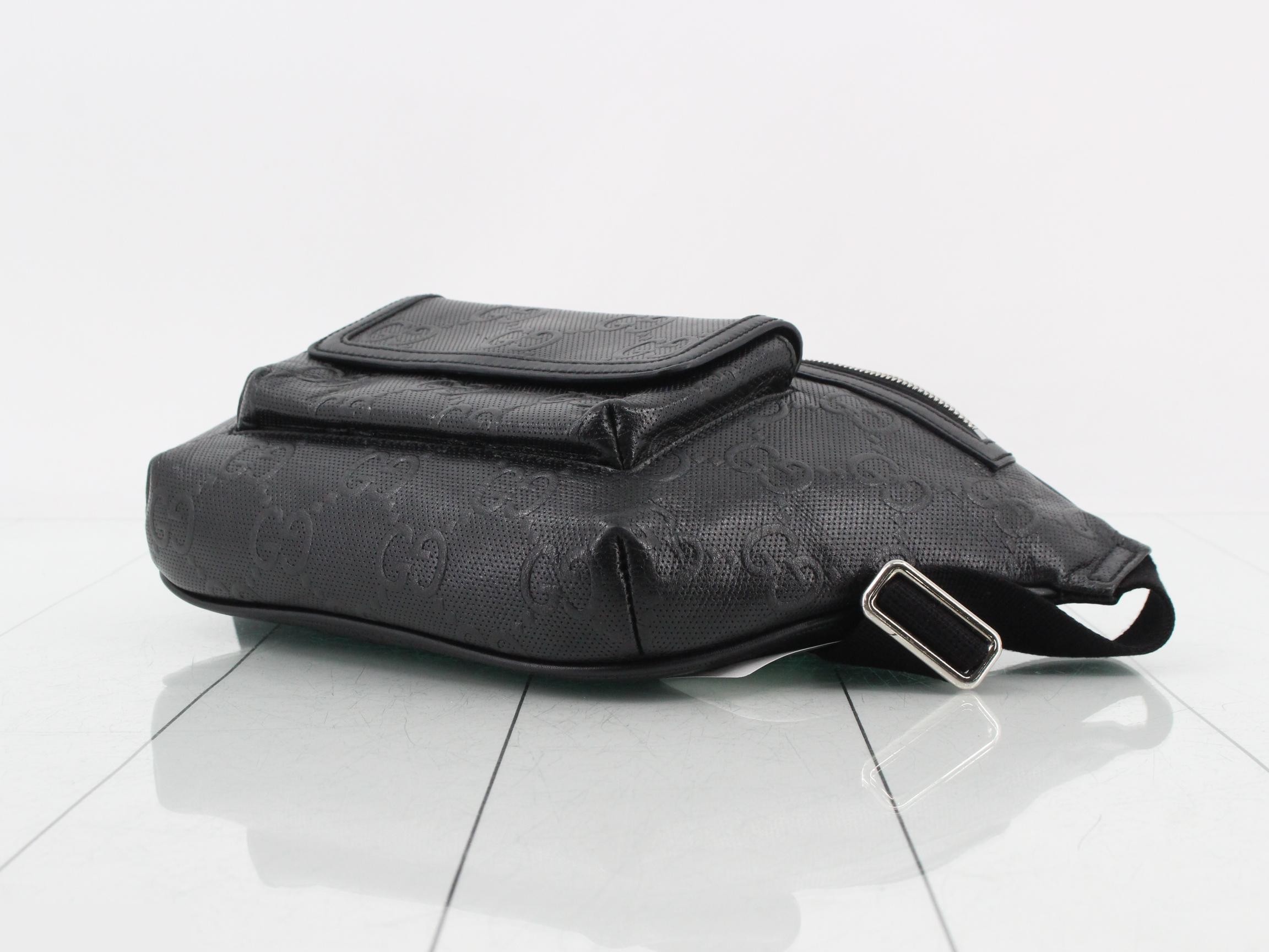 Body bag — view 6