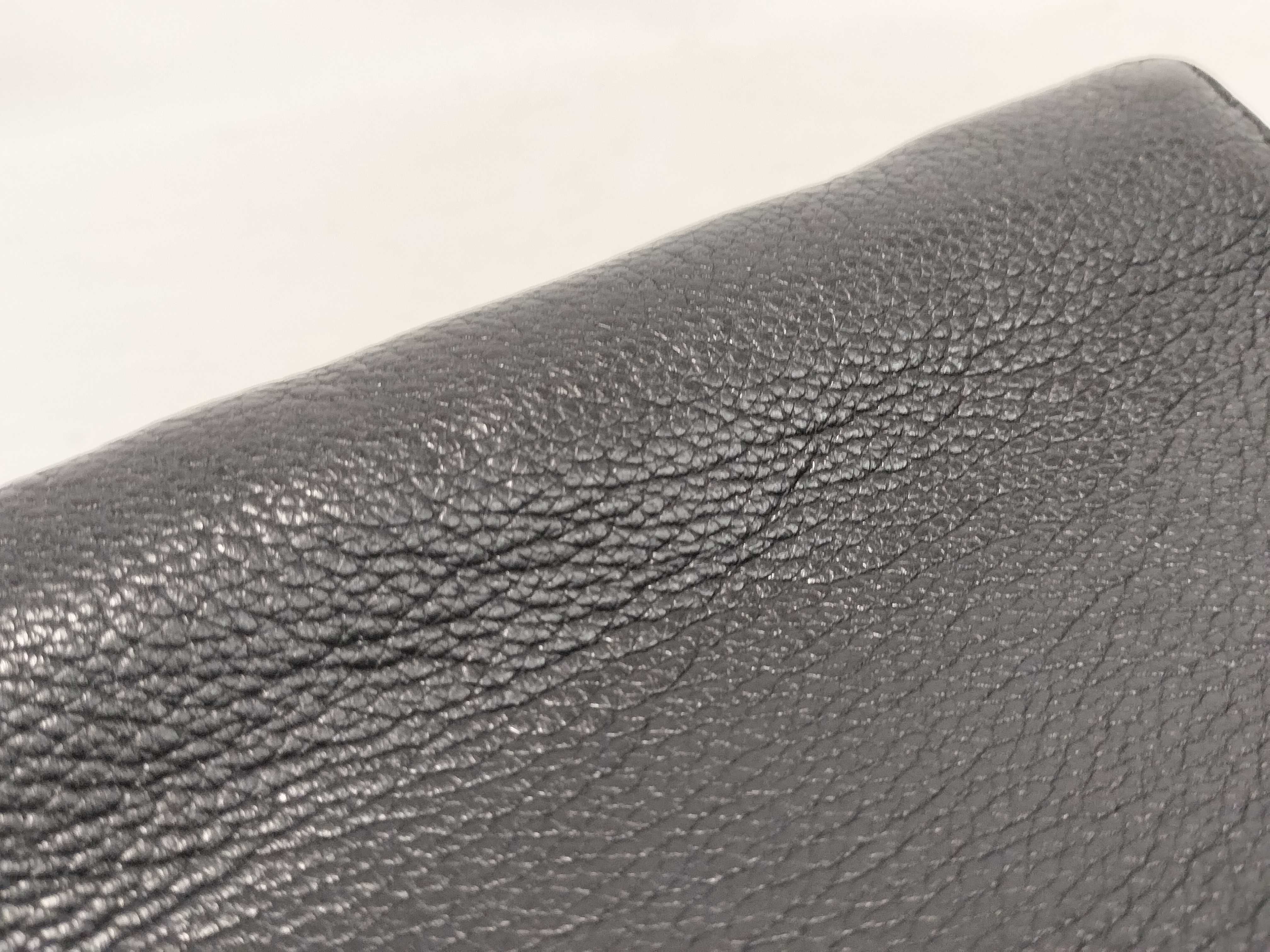 LV Lockme II BB Shoulder Bag — view 15