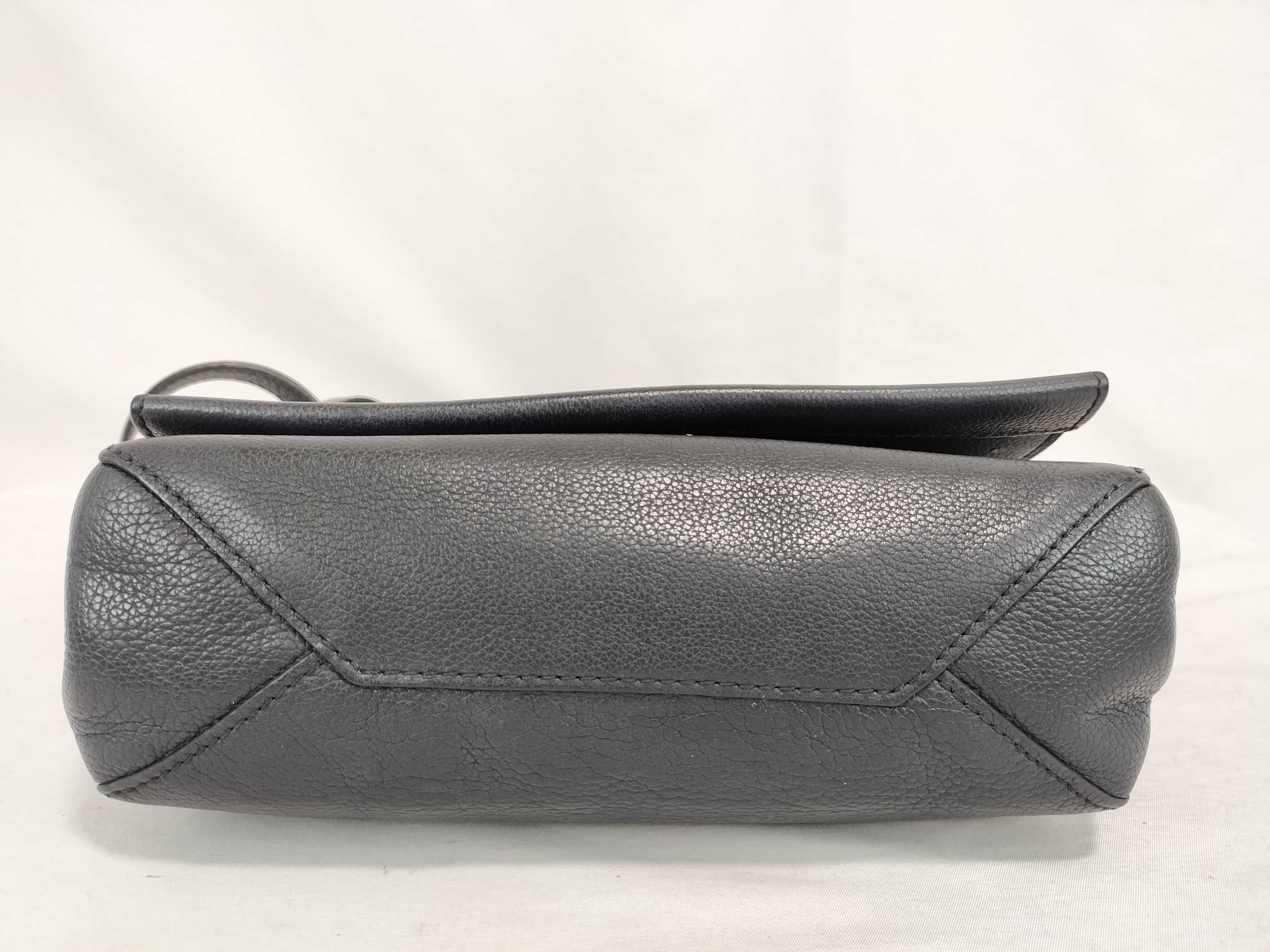 LV Lockme II BB Shoulder Bag — view 8
