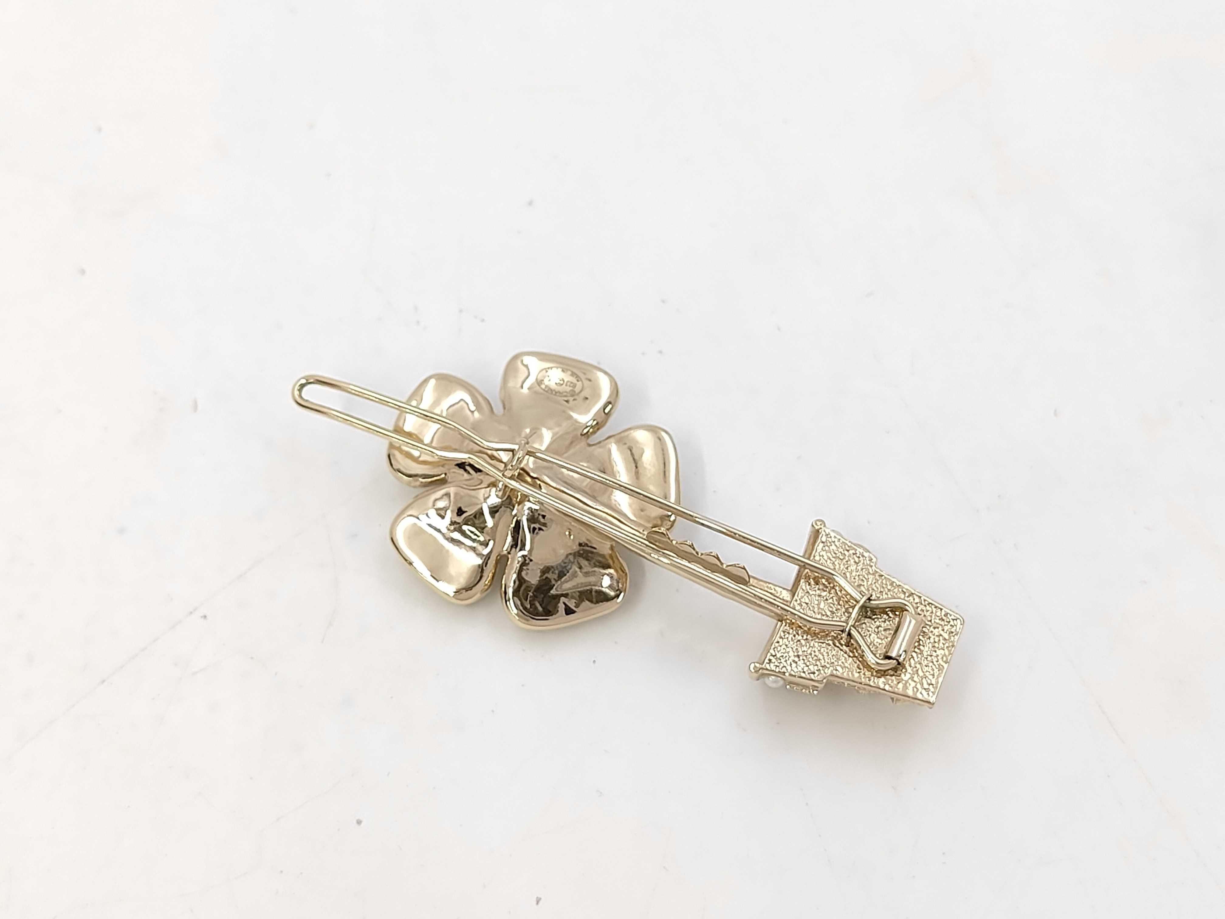Coco Mark Flower Barrette B23S Hair Clip Pearl Brooch — view 3