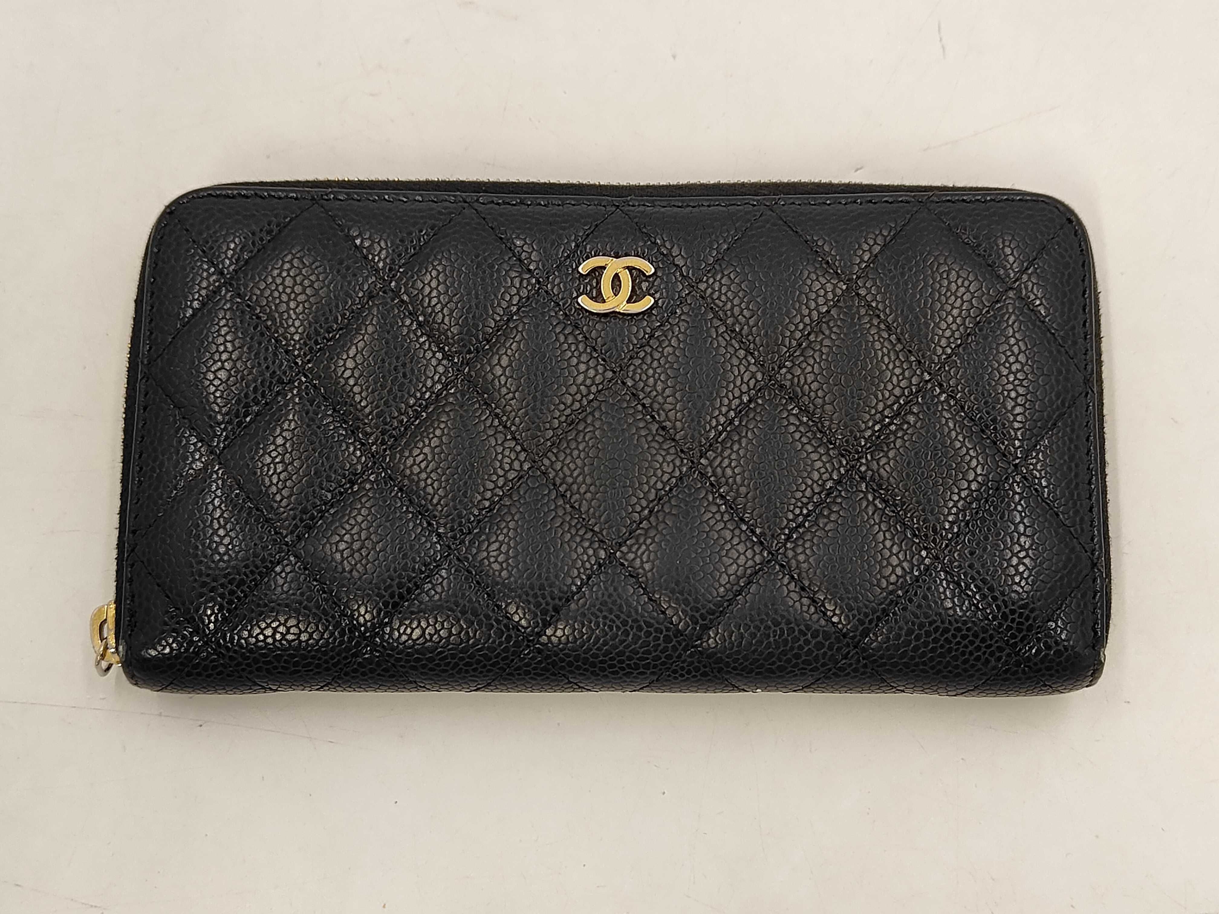 Caviar Skin Coco Mark Zippy Wallet Long Wallet