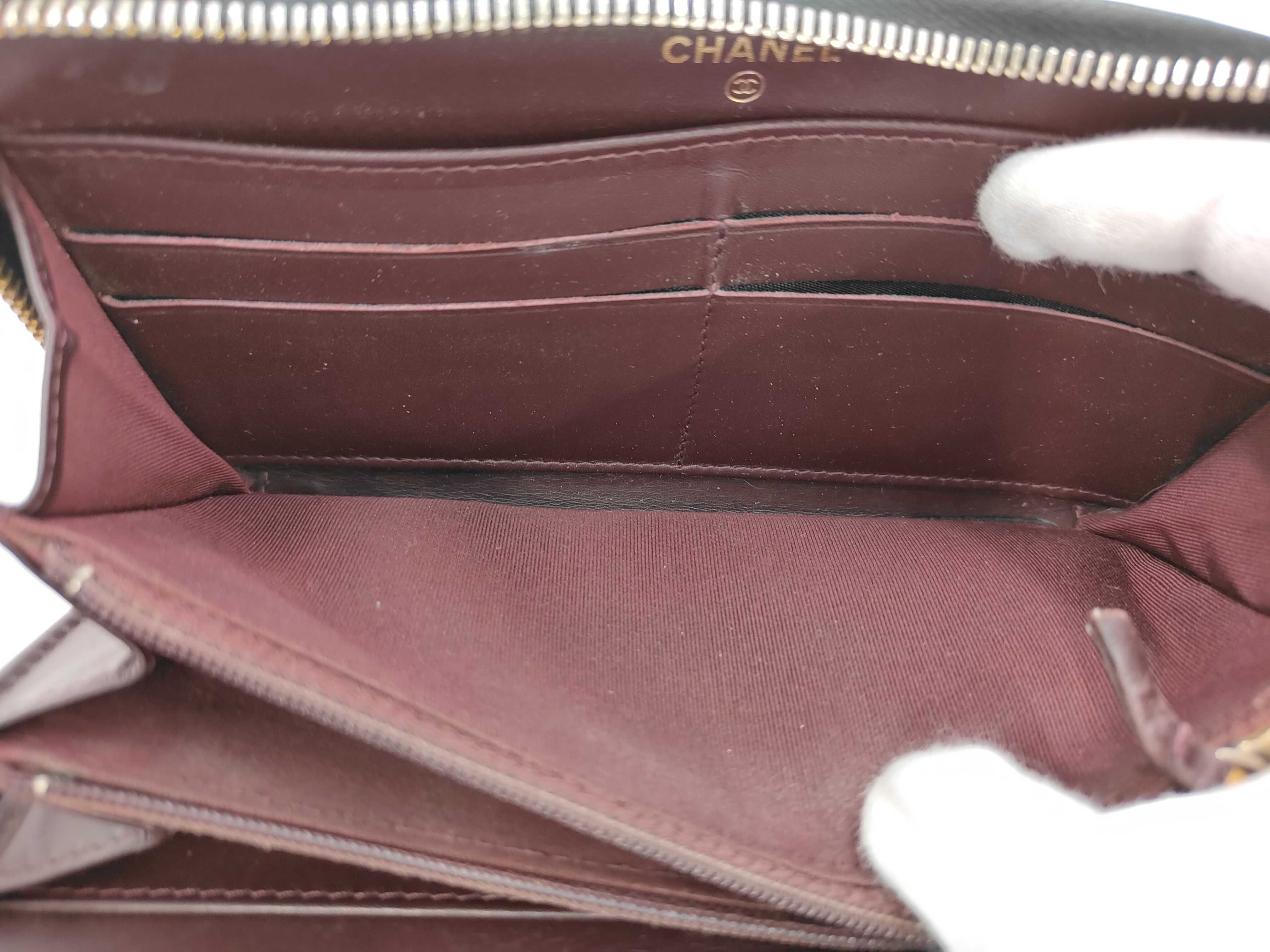 Caviar Skin Coco Mark Zippy Wallet Long Wallet — view 5