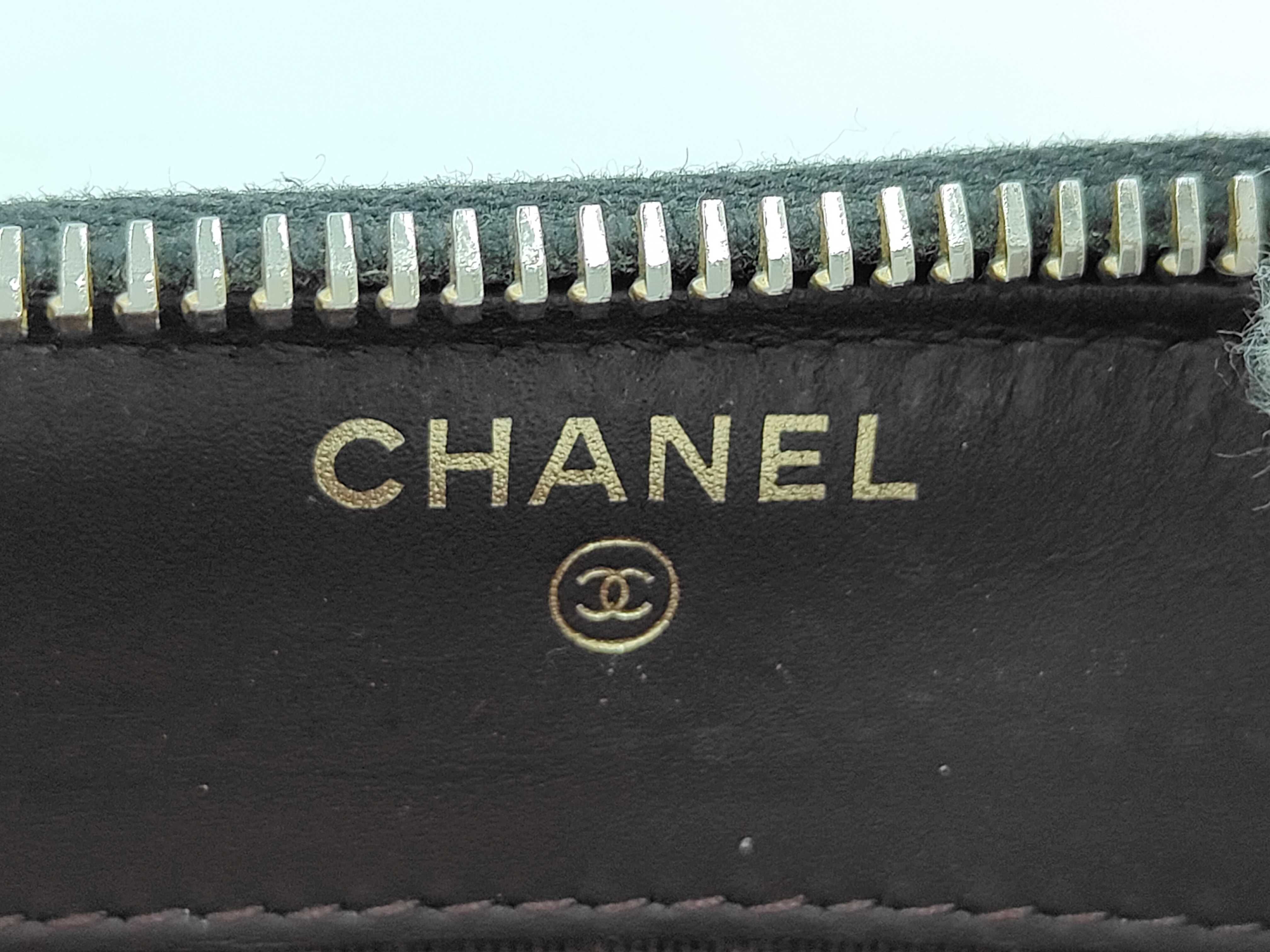 Caviar Skin Coco Mark Zippy Wallet Long Wallet — view 7