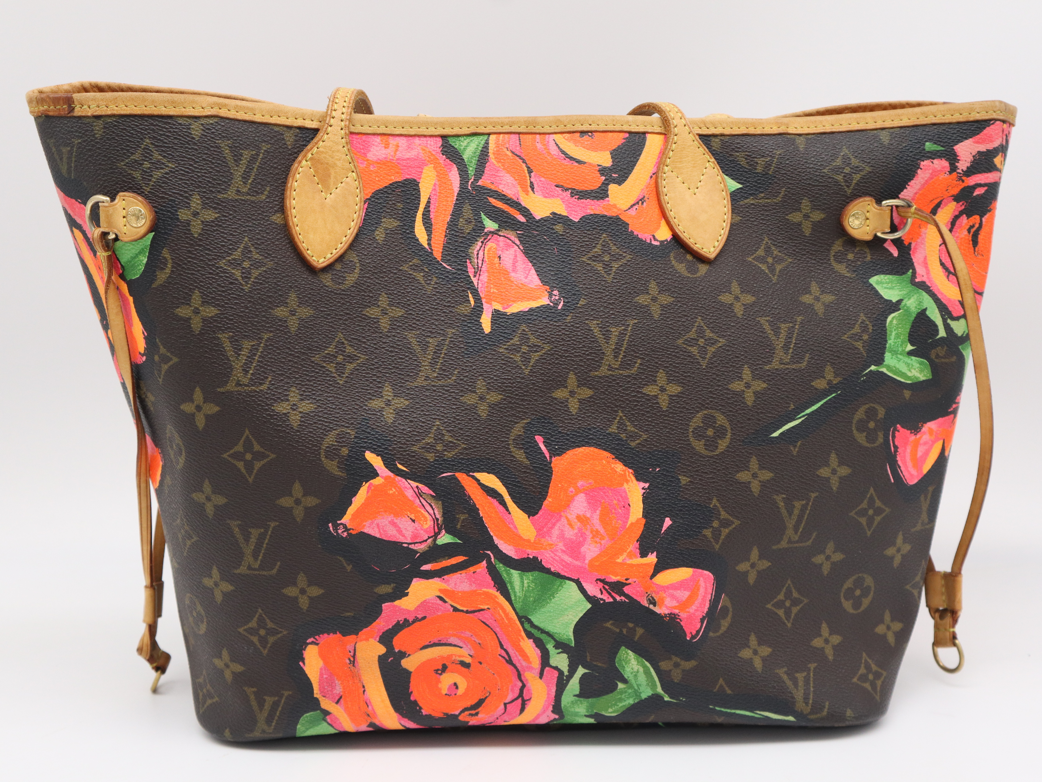 M48613 Monogram Neverfull MM Monogram Rose Tote Bag — view 2