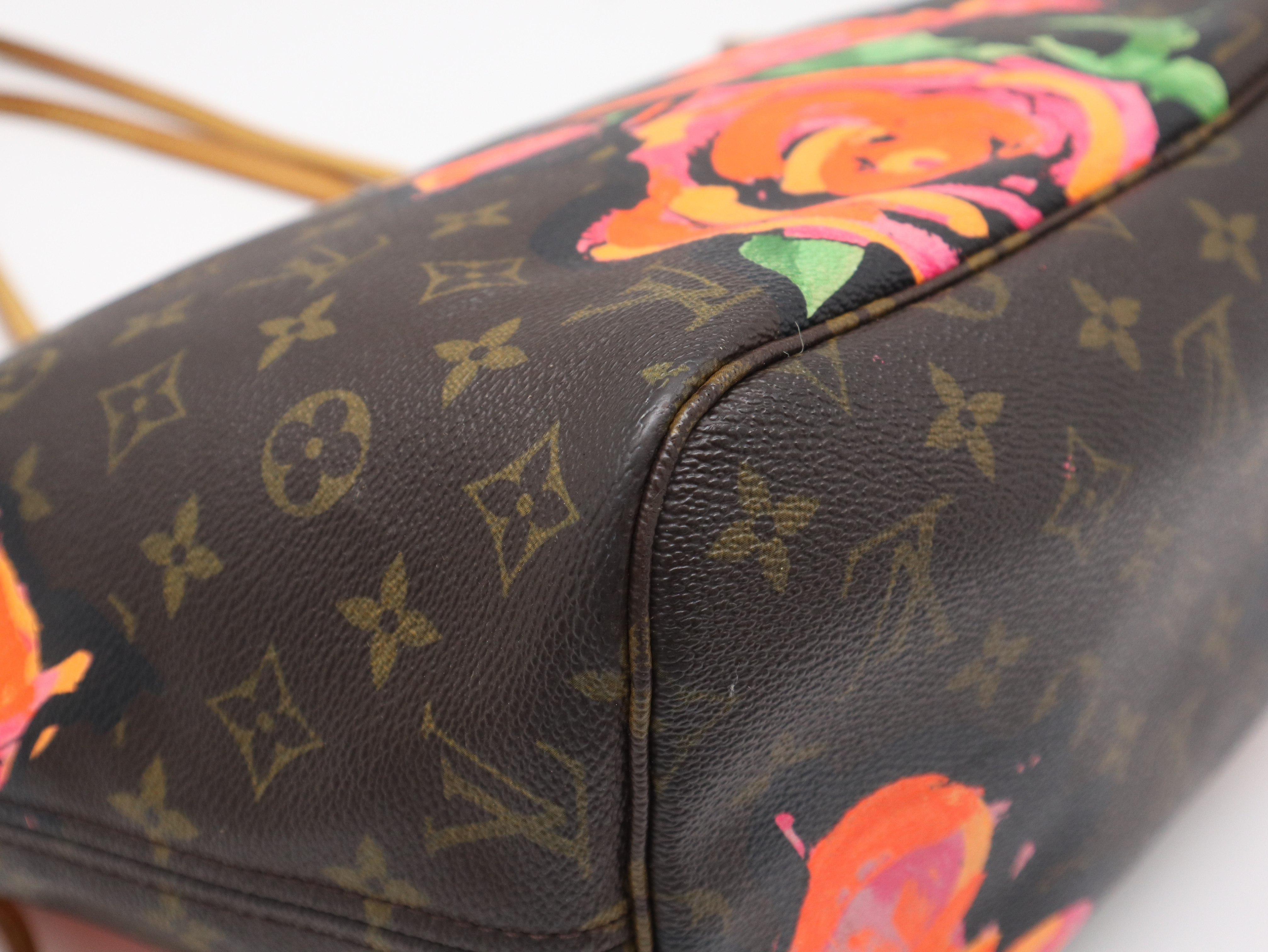 M48613 Monogram Neverfull MM Monogram Rose Tote Bag — view 9
