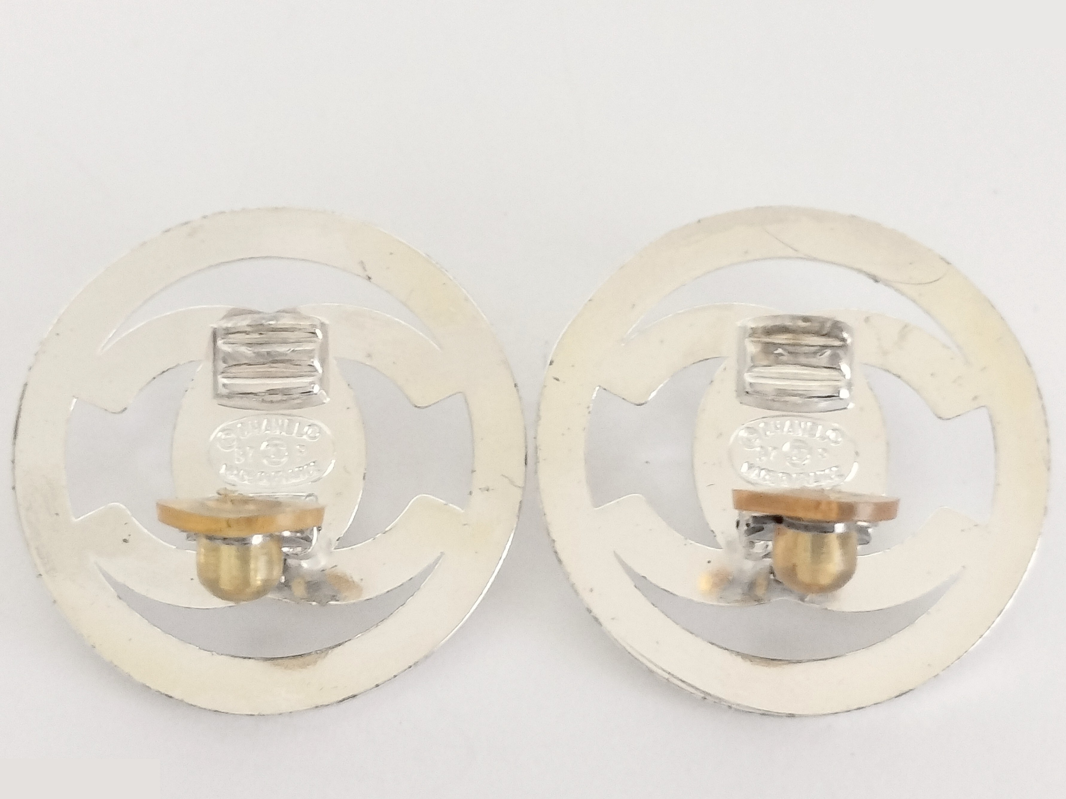 Coco Turnlock Silver Earrings — view 2
