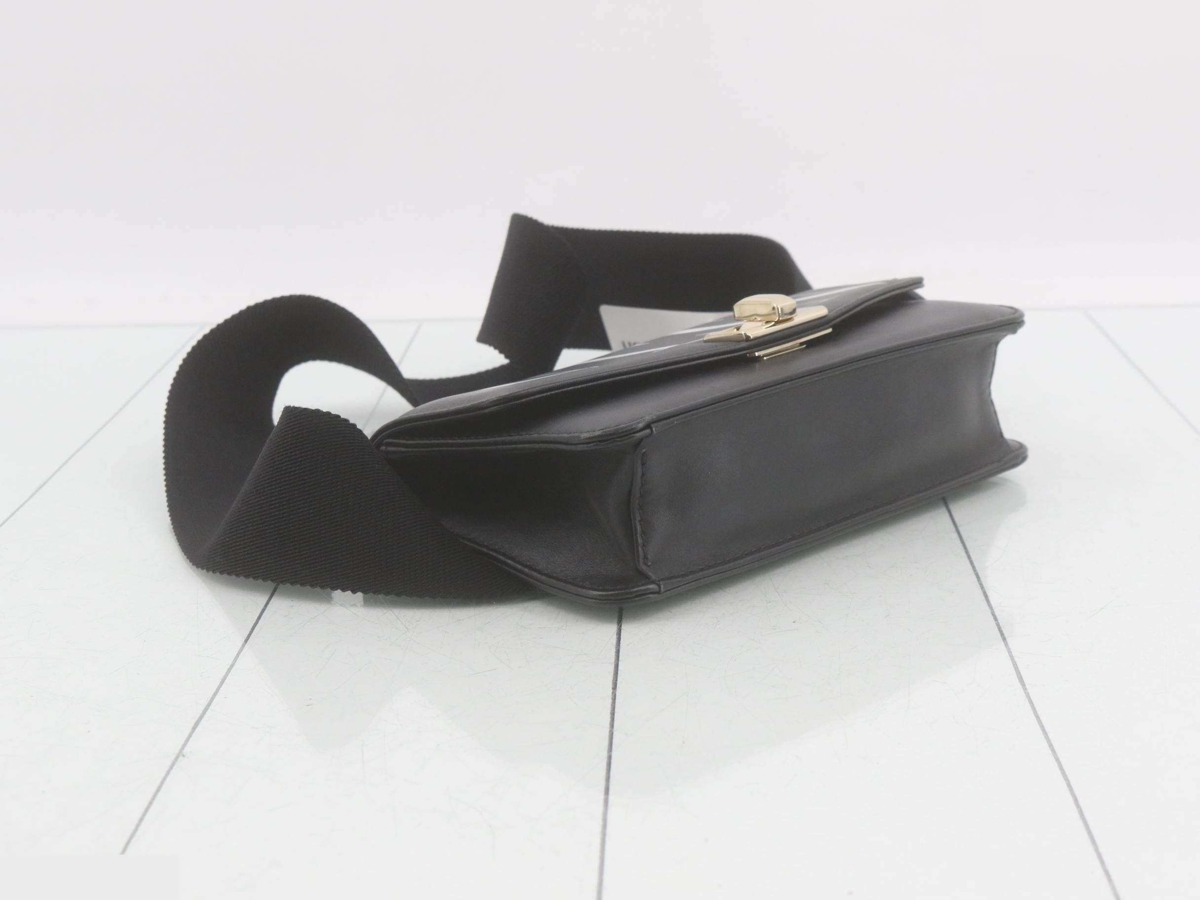 VLTN Body Bag, Black — view 5