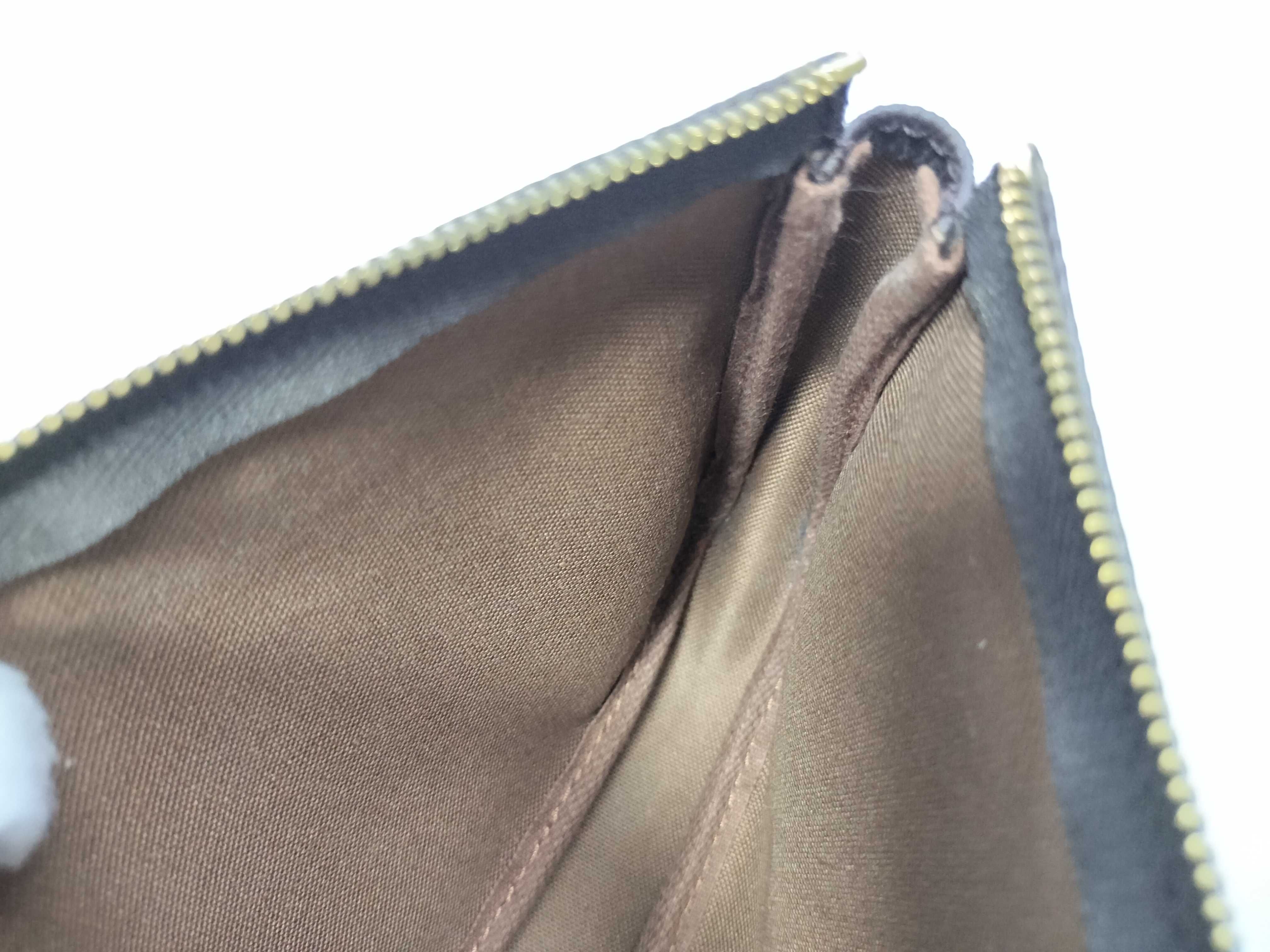 Monogram Accessoires AR1907 Pouch — view 10