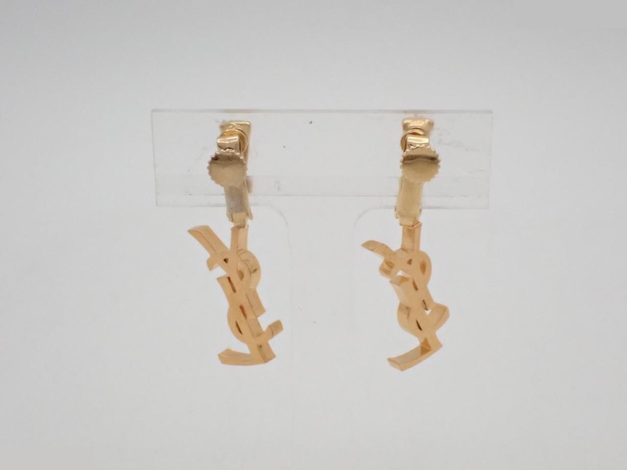 Other lines: Precious metals and earrings — view 2
