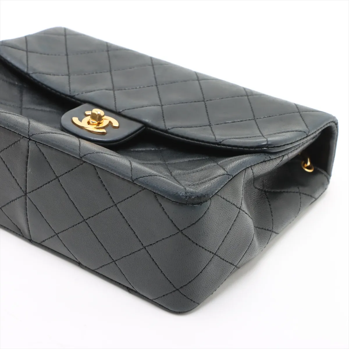 Mini Matelasse 20 Lambskin Single Flap Single Chain Bag Black Gold Hardware 1392961 No. 1 A69900 — view 3