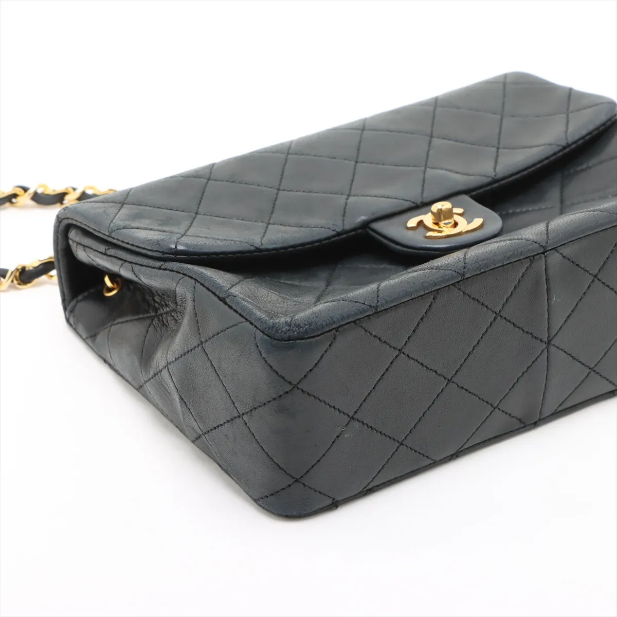 Mini Matelasse 20 Lambskin Single Flap Single Chain Bag Black Gold Hardware 1392961 No. 1 A69900 — view 4
