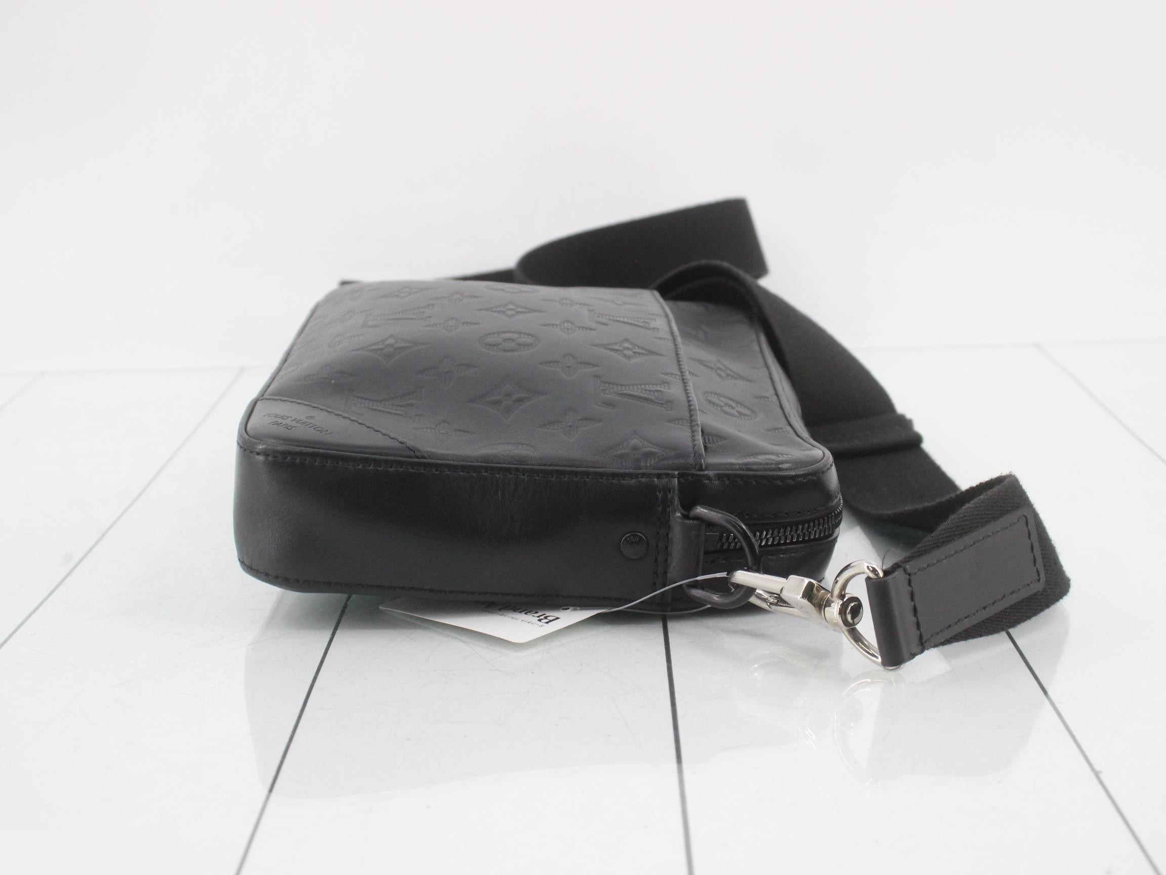 Monogram Shadow Duo Messenger M69827 RFID — view 3
