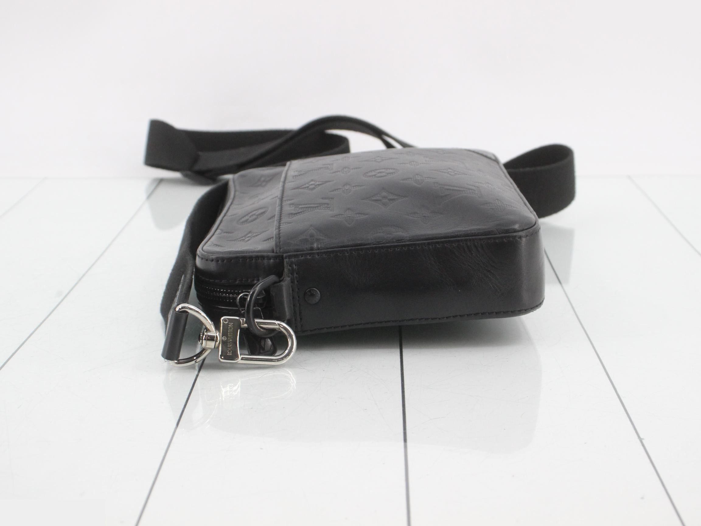 Monogram Shadow Duo Messenger M69827 RFID — view 4