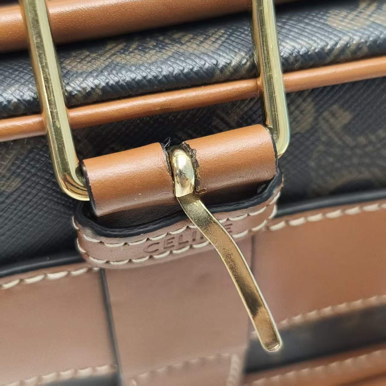 【*Shipped from: China*】CELINE PU Shoulder Bag — view 14