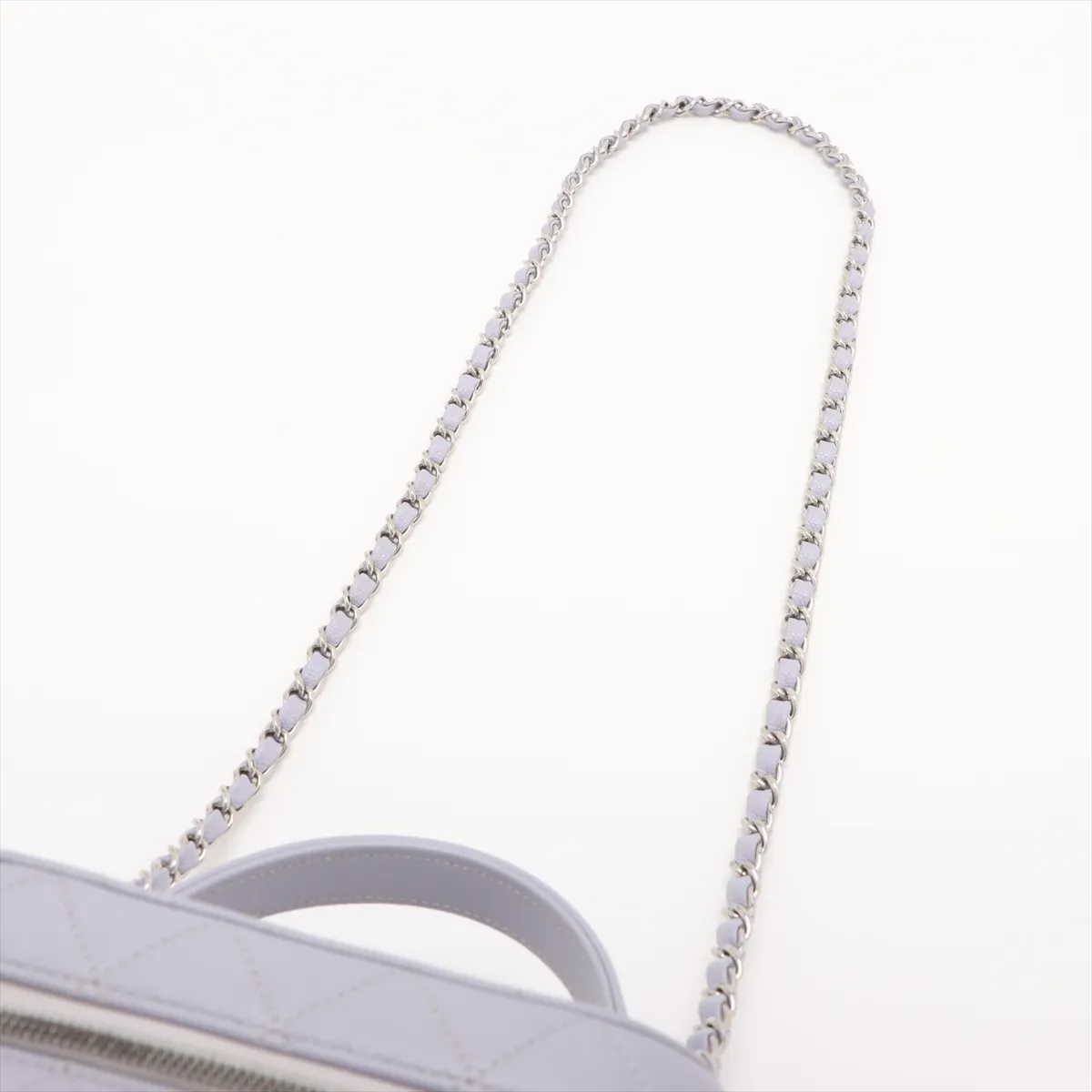 Matelasse caviar skin vanity bag purple silver hardware KUT967CE random plate — view 7