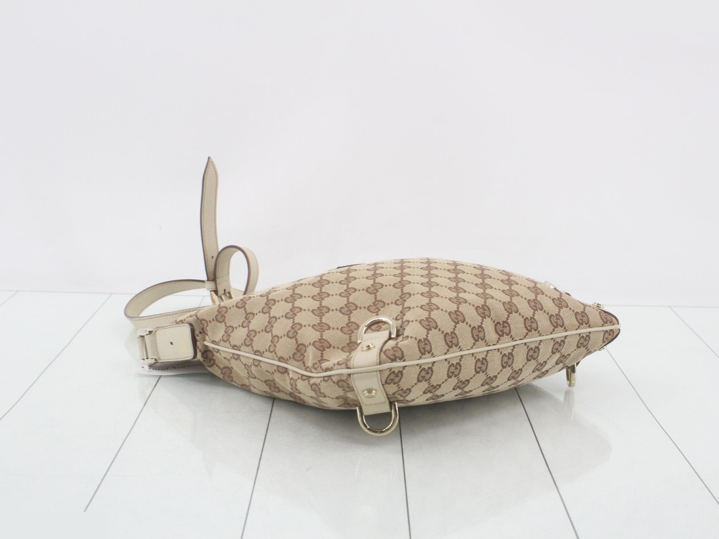 GG Canvas (Bag) - Shoulder Bag — view 5
