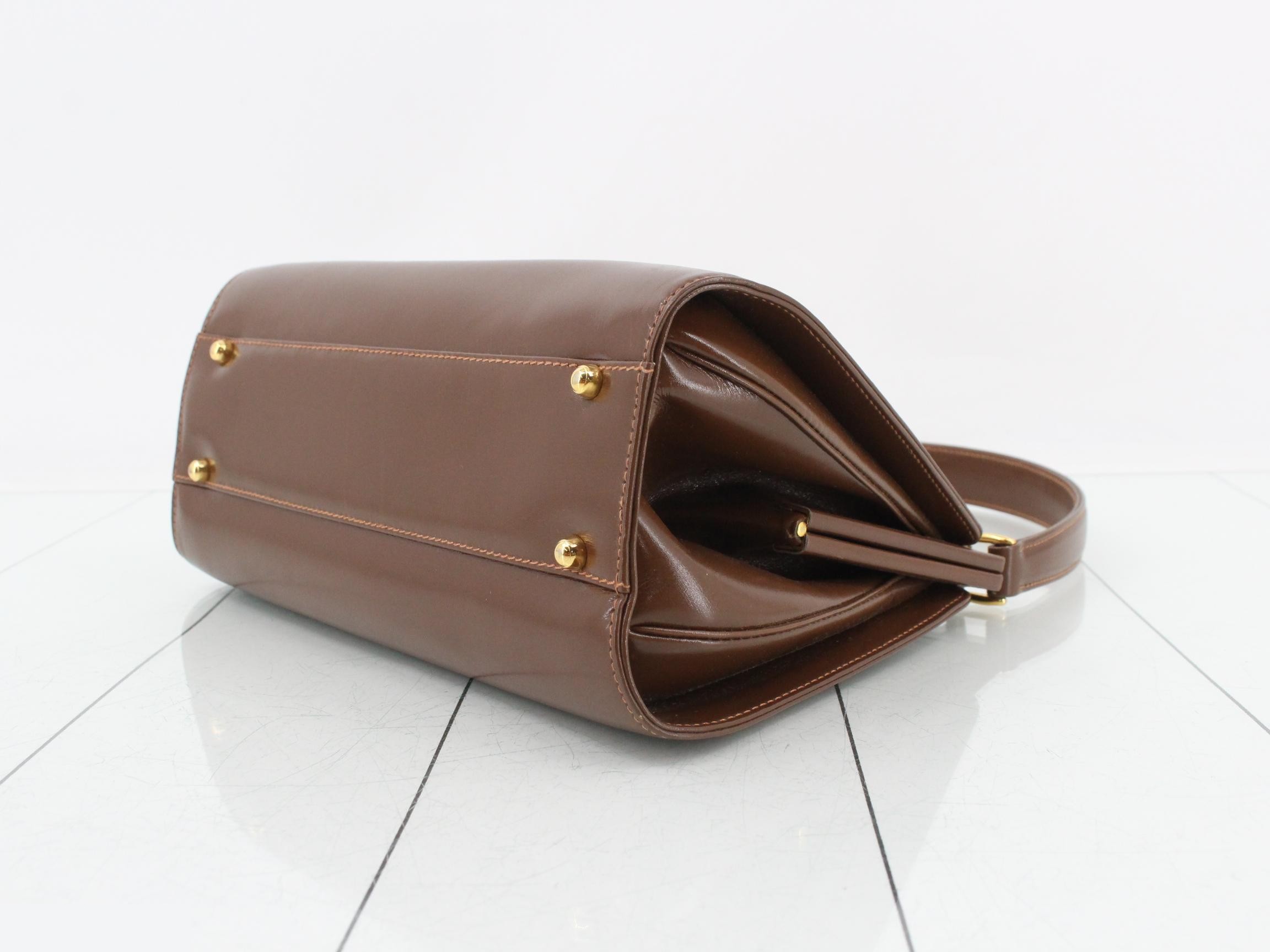 leather handbag with clasp closure — view 6
