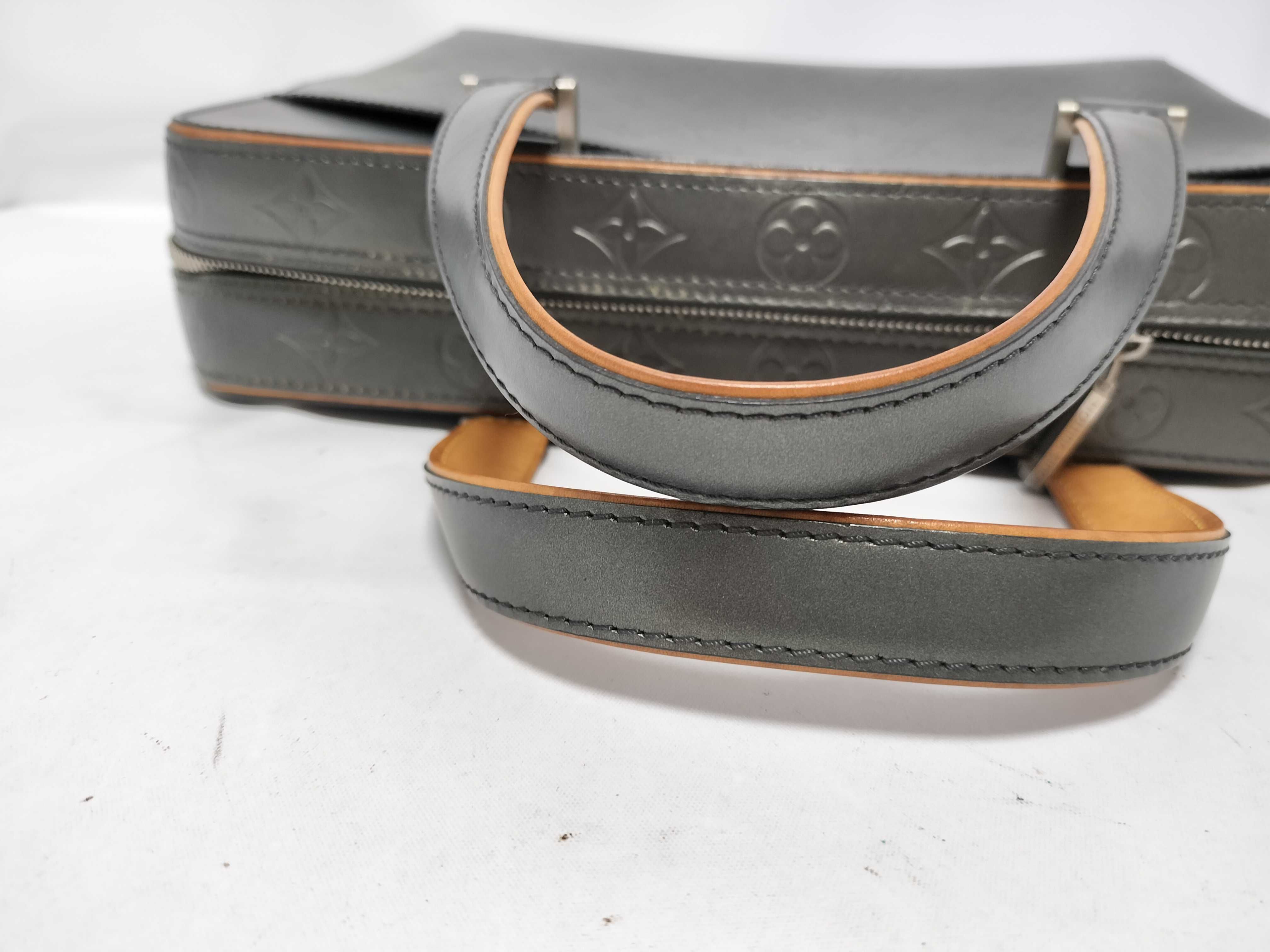 Vernis Vuitton Monogram Mat Malden M55132 Black BA0052 Business Bag — view 4