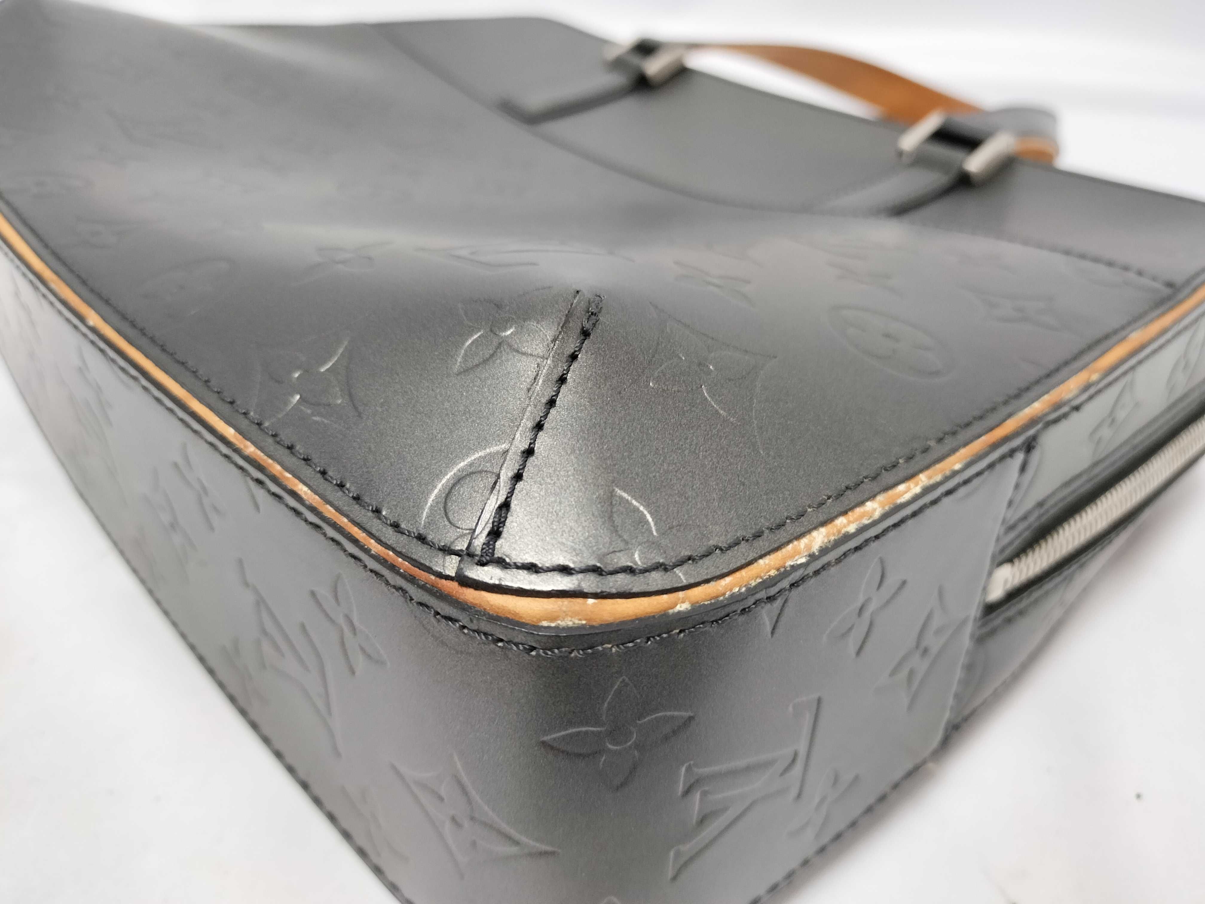 Vernis Vuitton Monogram Mat Malden M55132 Black BA0052 Business Bag — view 8