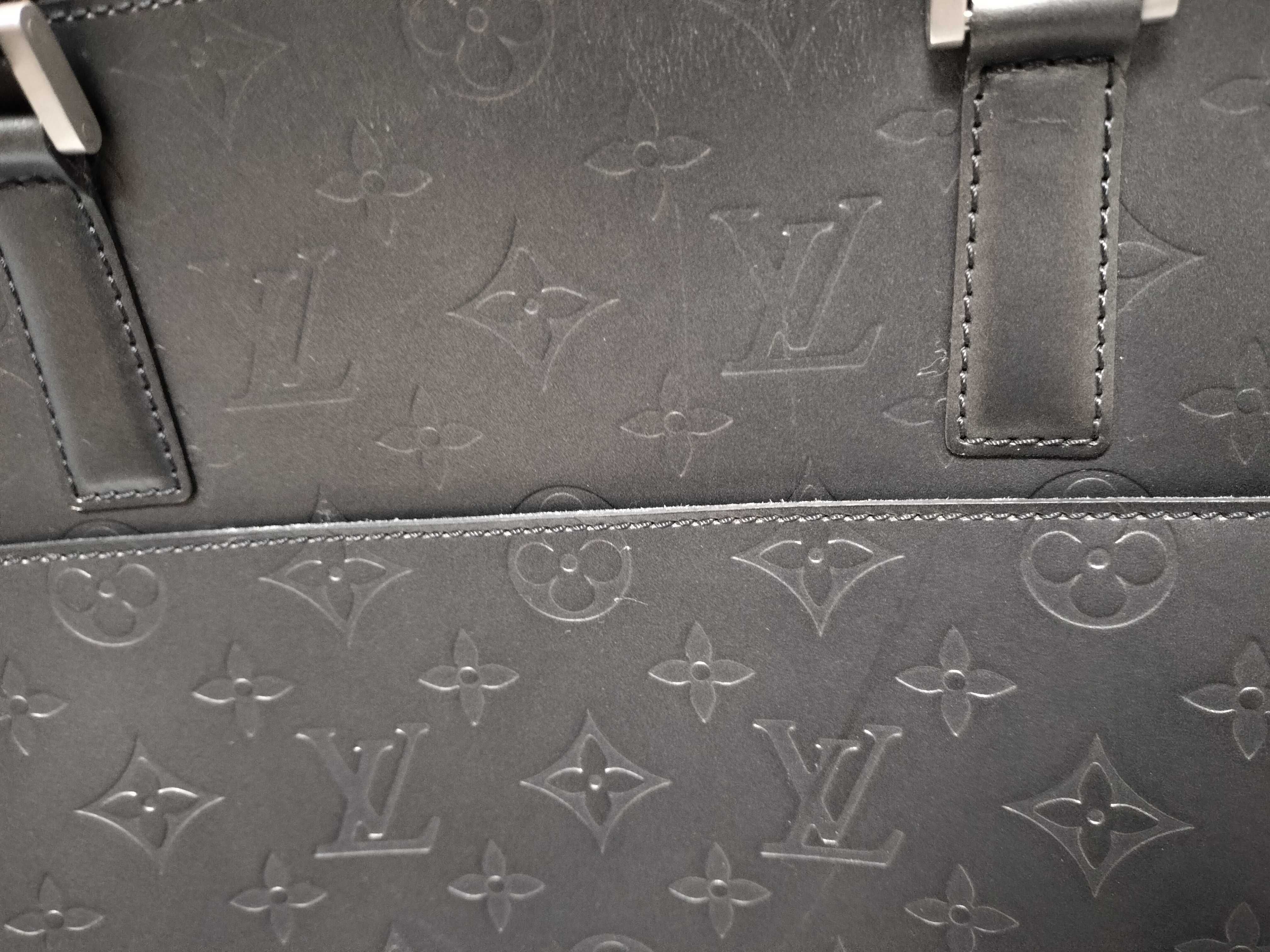 Vernis Vuitton Monogram Mat Malden M55132 Black BA0052 Business Bag — view 9