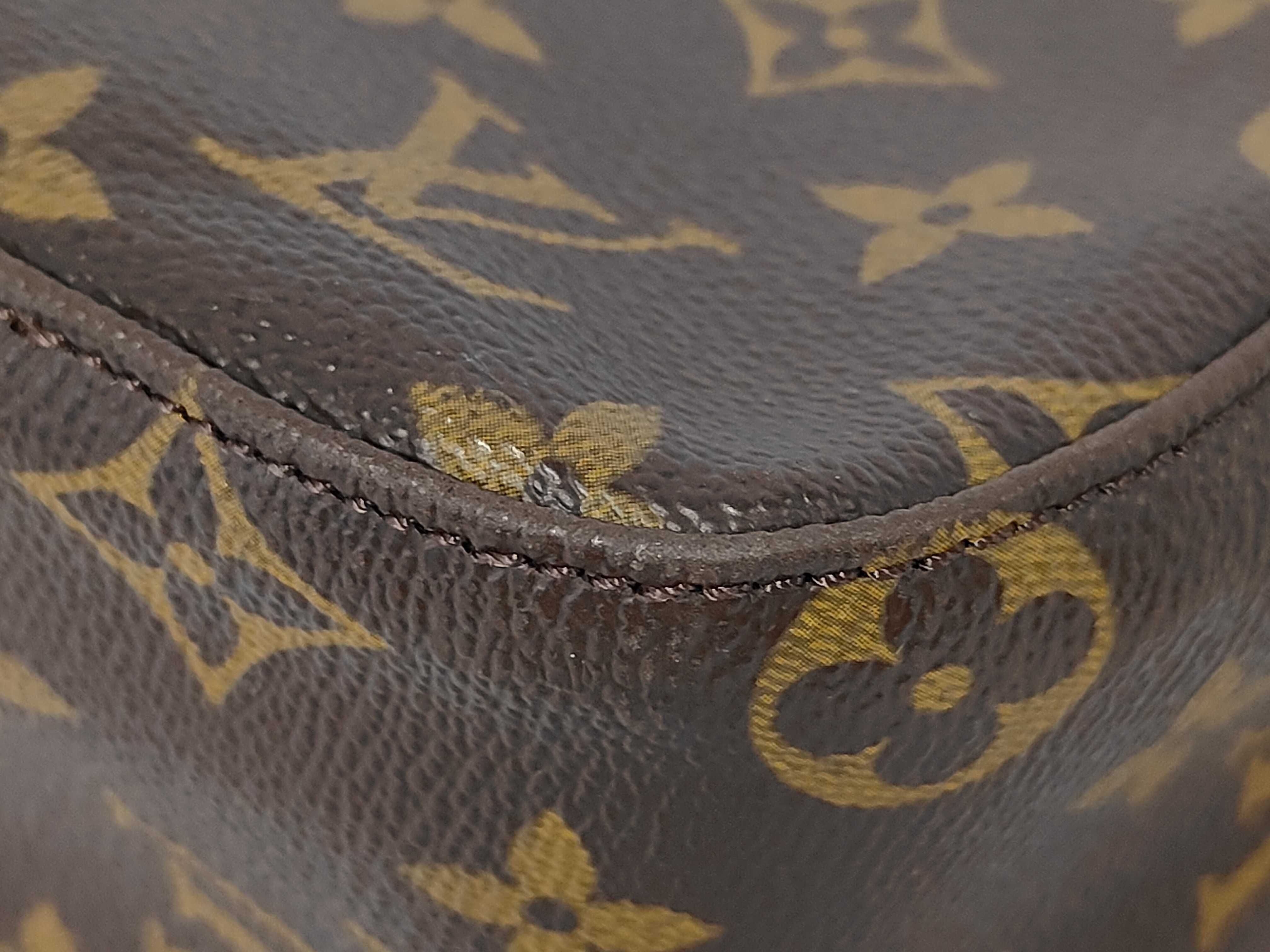 Looping MM Shoulder Bag Monogram M51146 Shoulder Bag — view 6