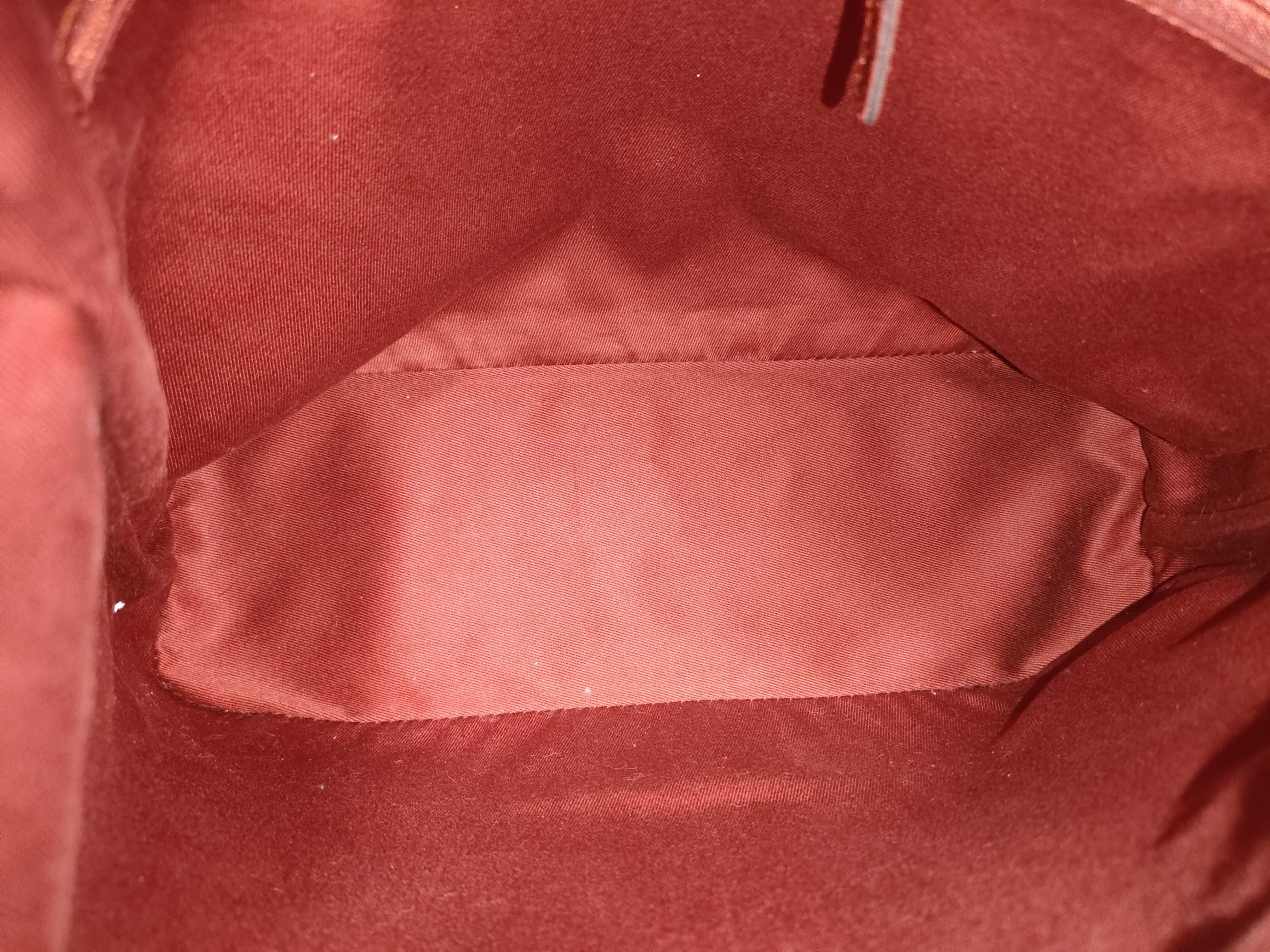GG Canvas One-Shoulder Bag (Red) — view 10