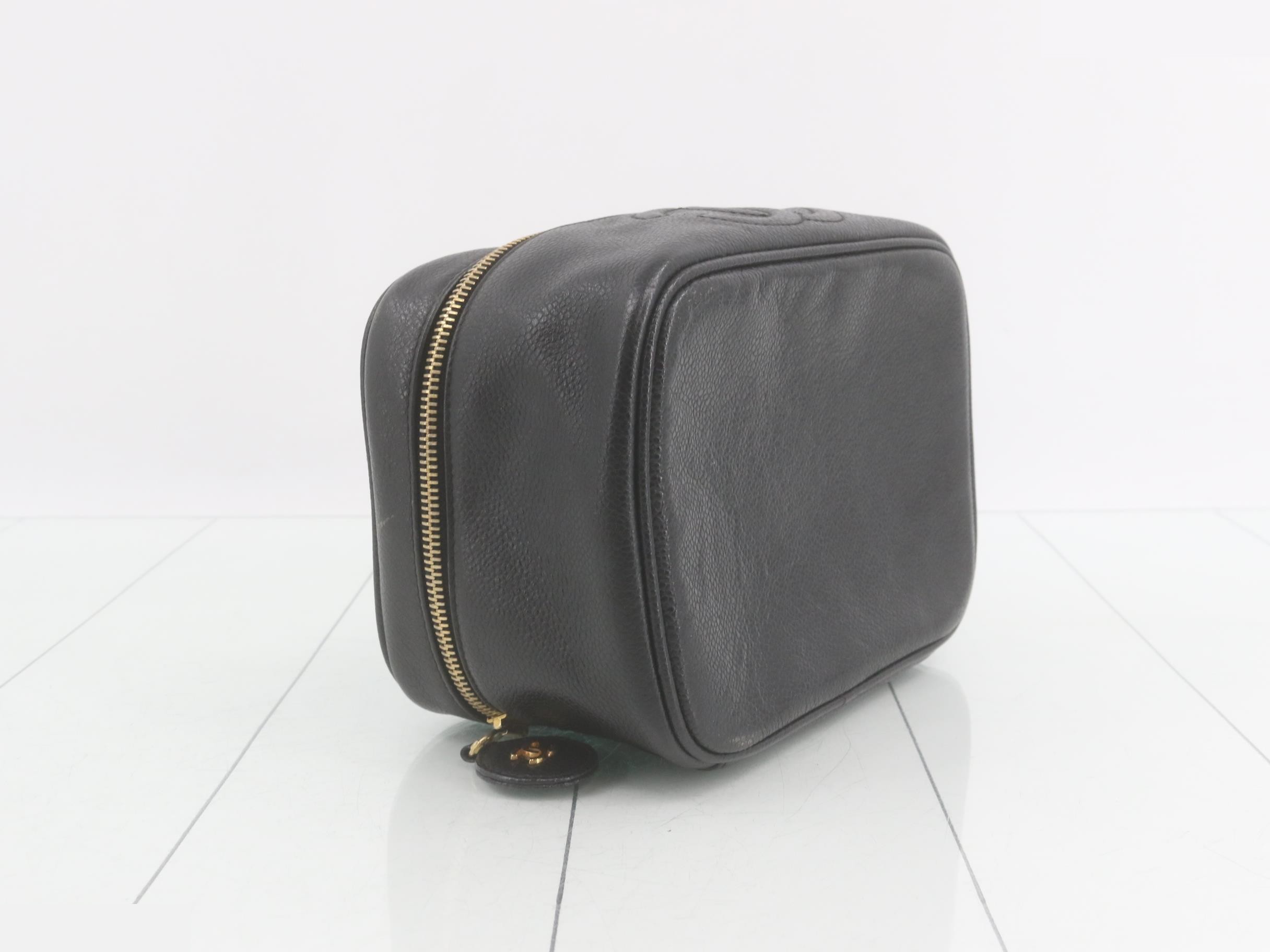 Caviar Skin Vanity Case with Coco Mark — view 5