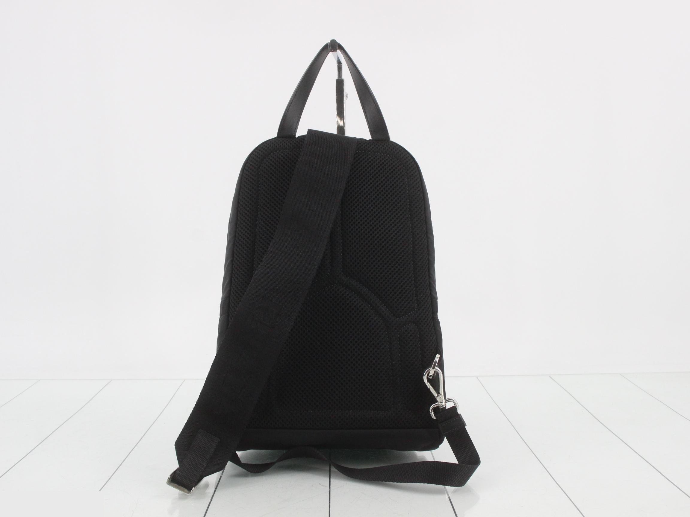 Body bag, sling backpack, nylon — view 2