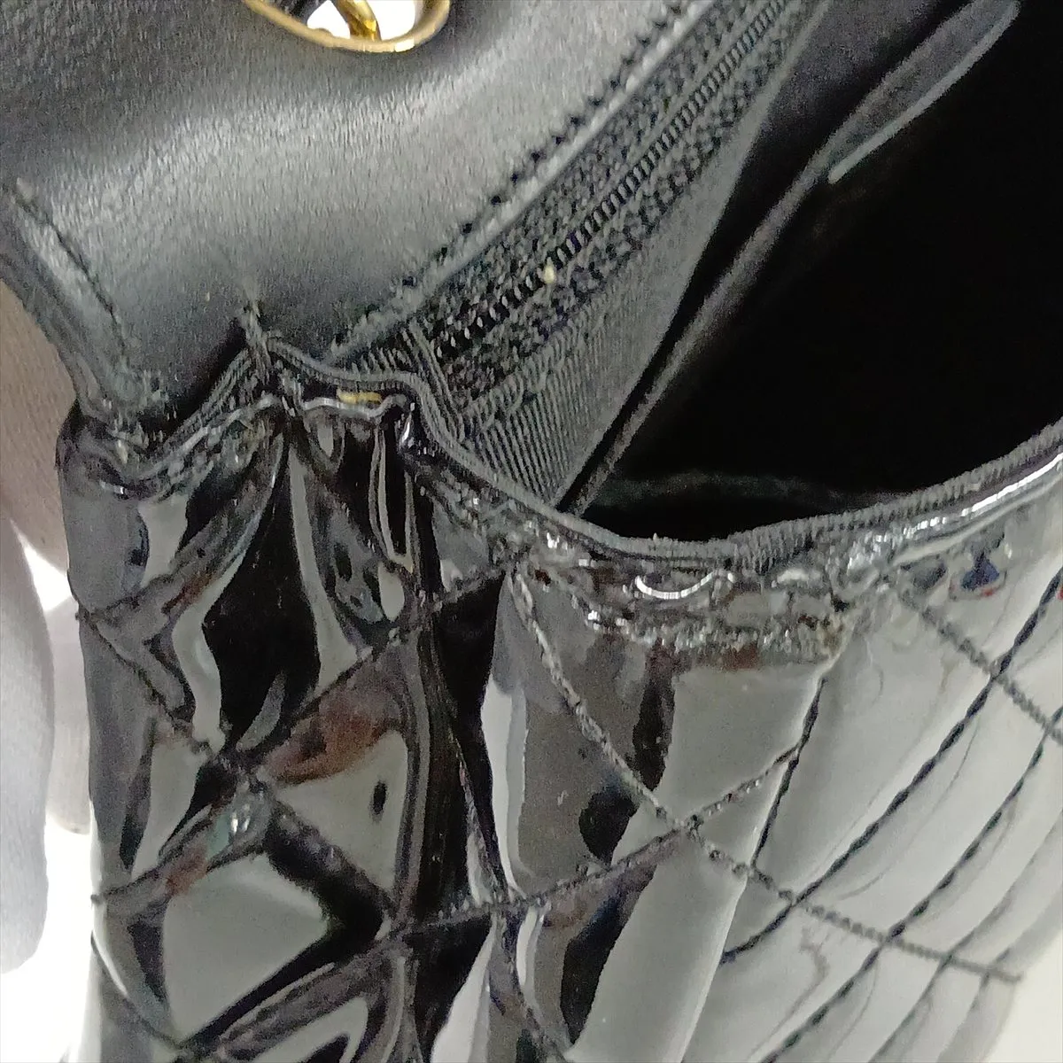 Matelassé Patent Leather Single Flap Double Chain Bag, Valentine's Day Limited Edition, Black with Gold Hardware, Item Number 13442782 (Serial Number 13) — view 11