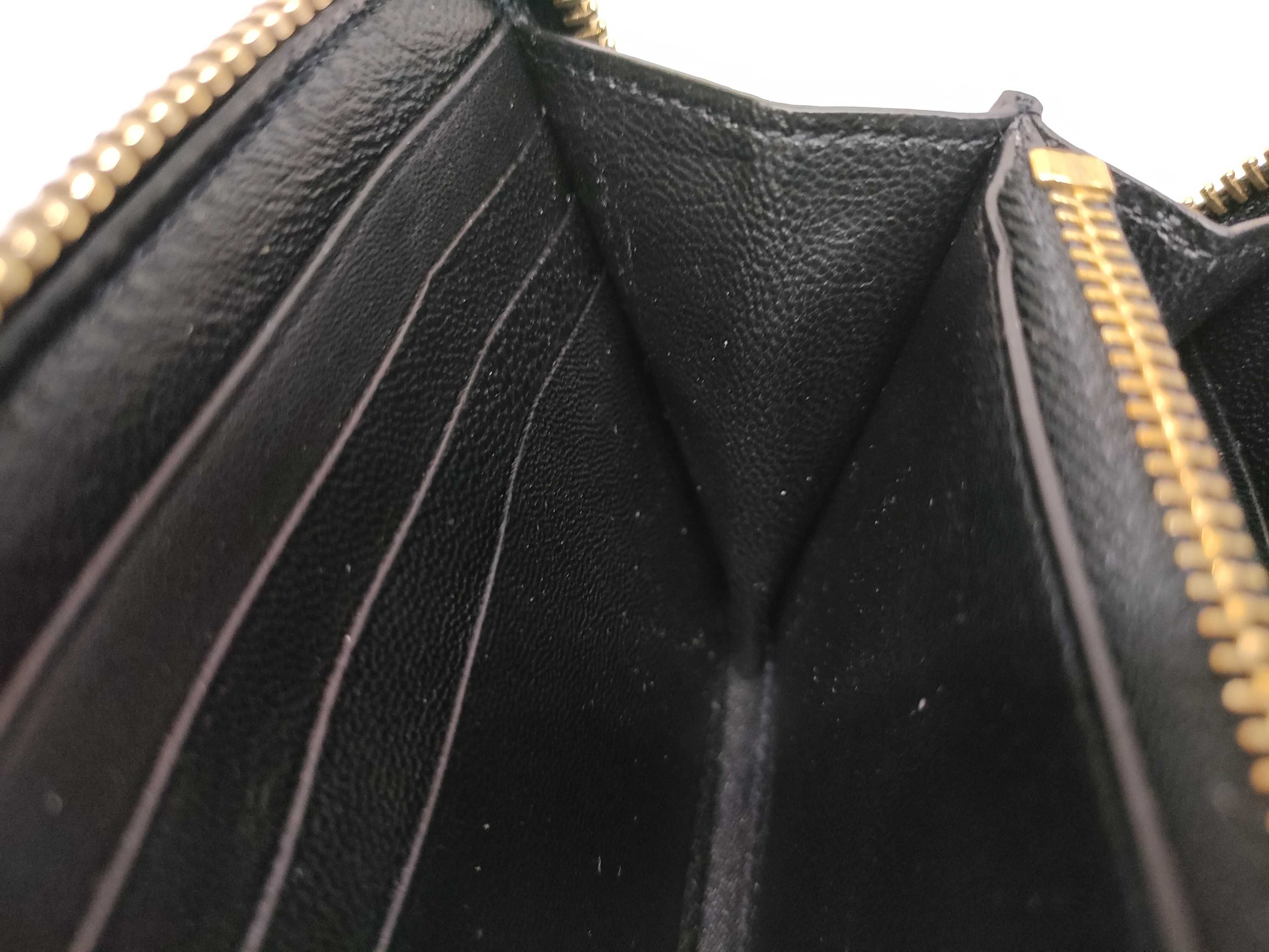 Long Wallet with Lip Pattern — view 9