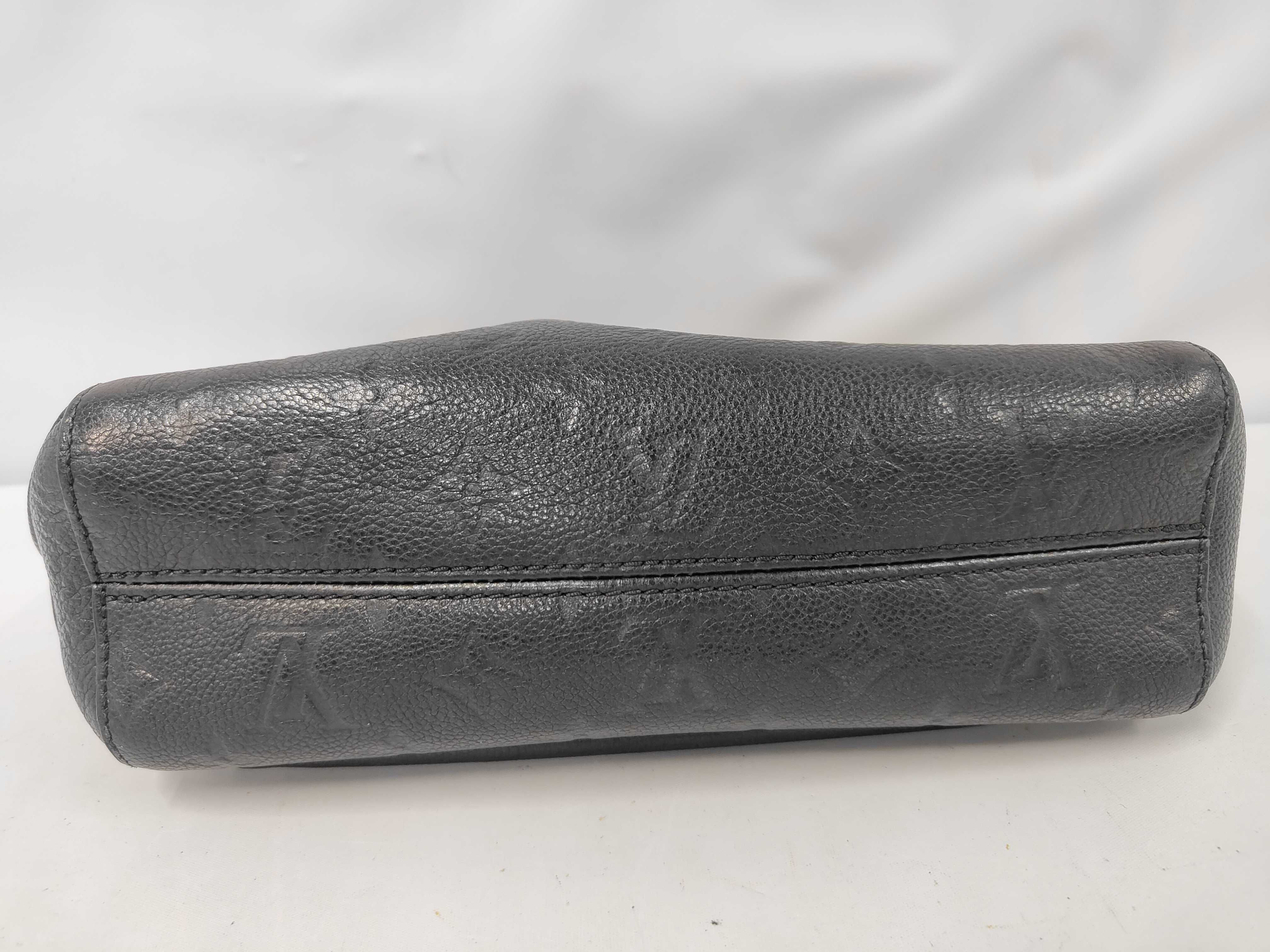 Vavin PM Shoulder Bag — view 3