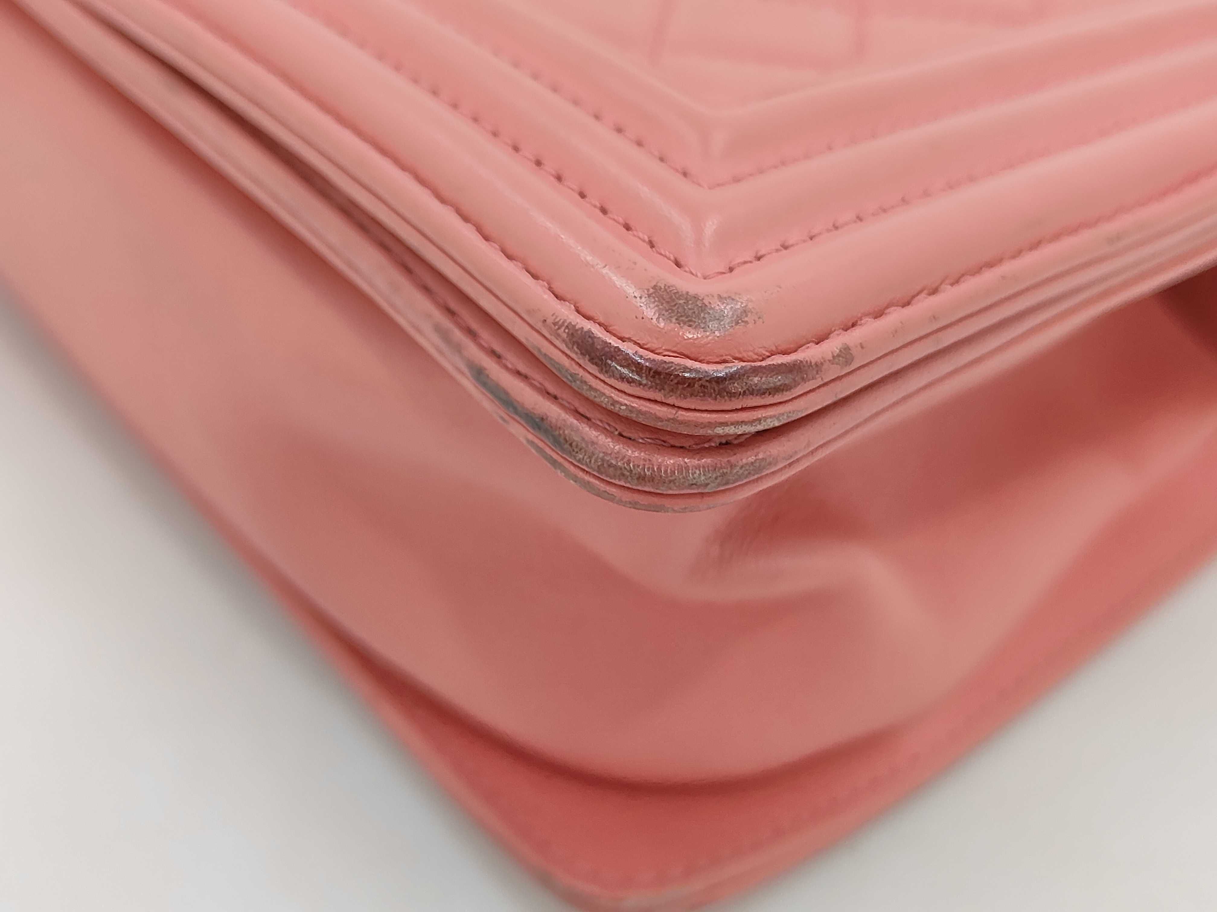 Boy Chanel Pink Shoulder Bag — view 4
