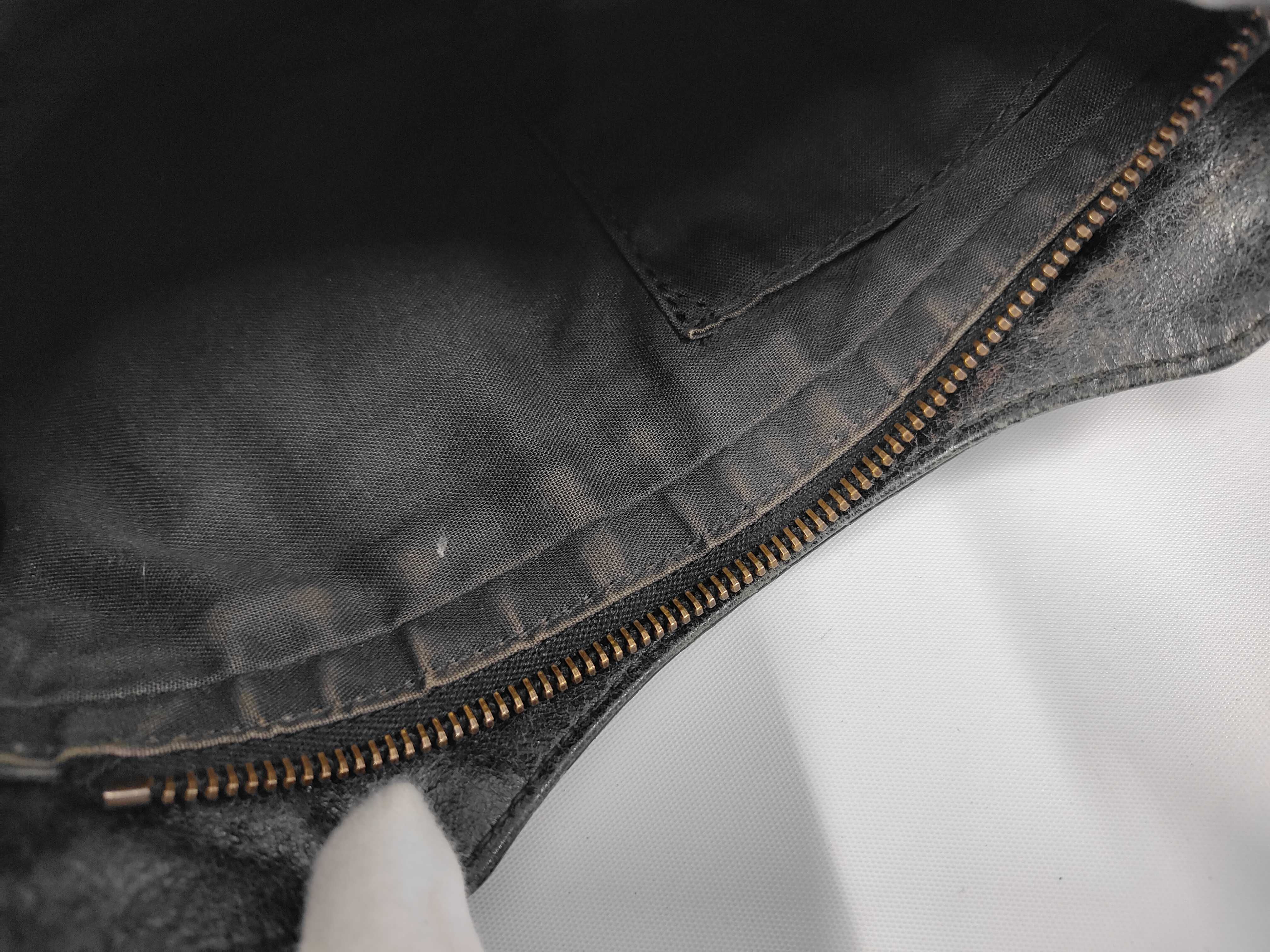 The Hip Shoulder Bag — view 9