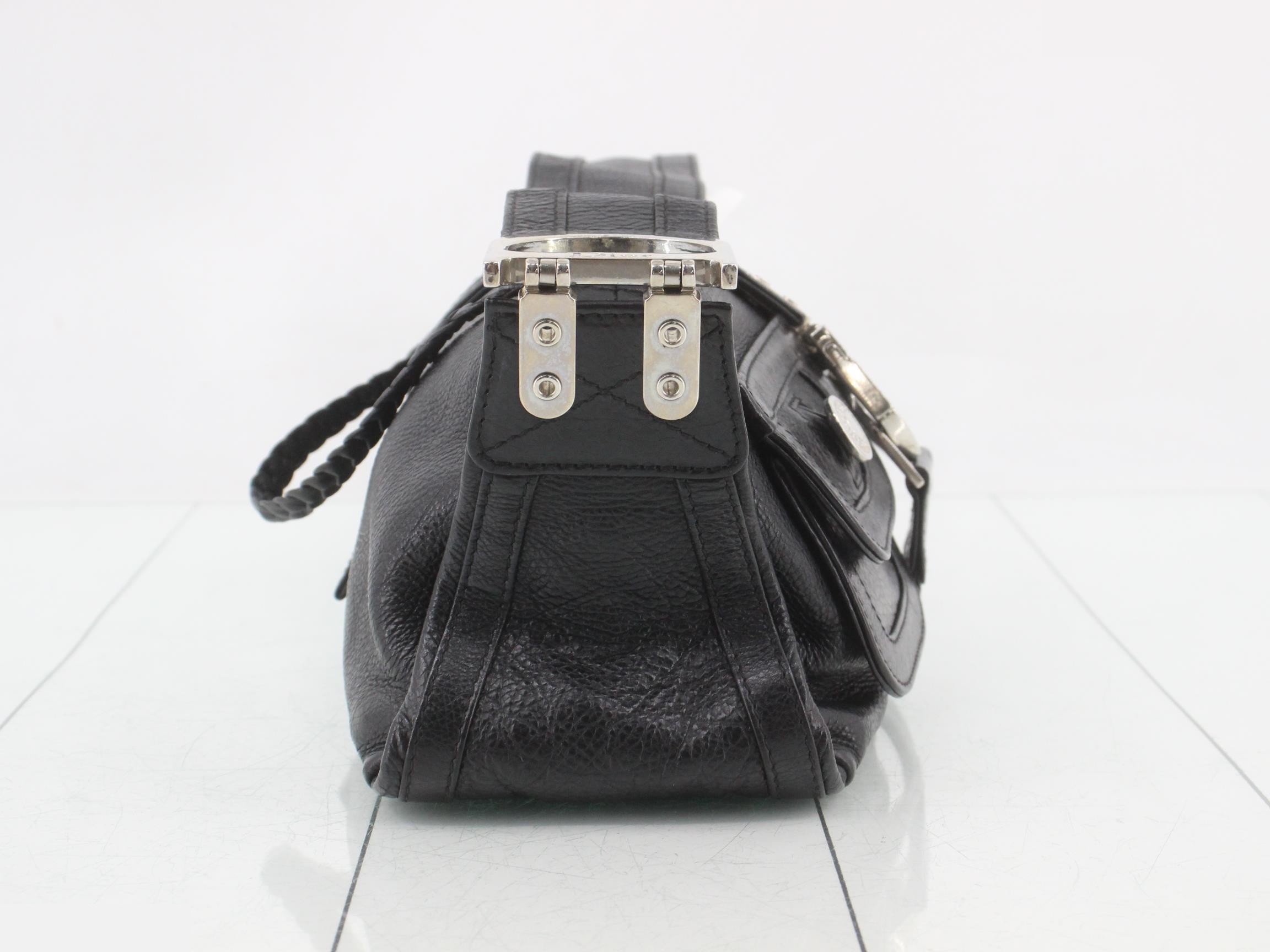 Flight-style leather double pocket bag, black. — view 4