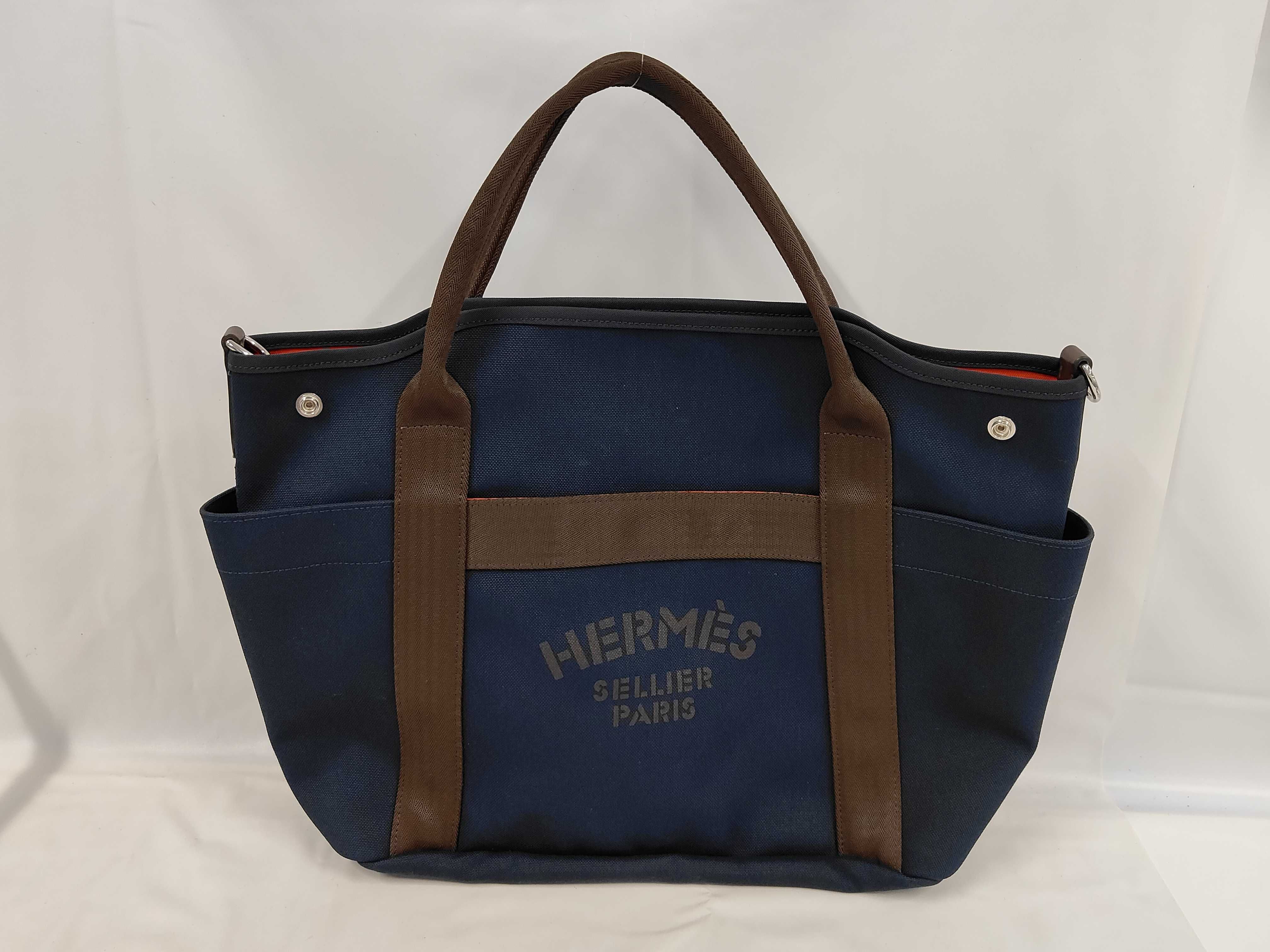 Toile Chevron Sac de Pansage Groom Blue Navy Silver Hardware C Stamp Tote Bag