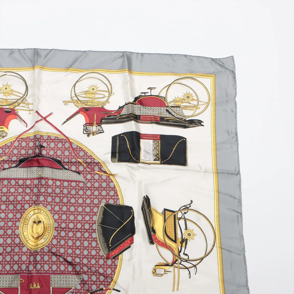 Carre 90 "LES VOITURES A TRANSFORMATION" (Folding Carriage) Scarf, Silk, Gray, — view 3