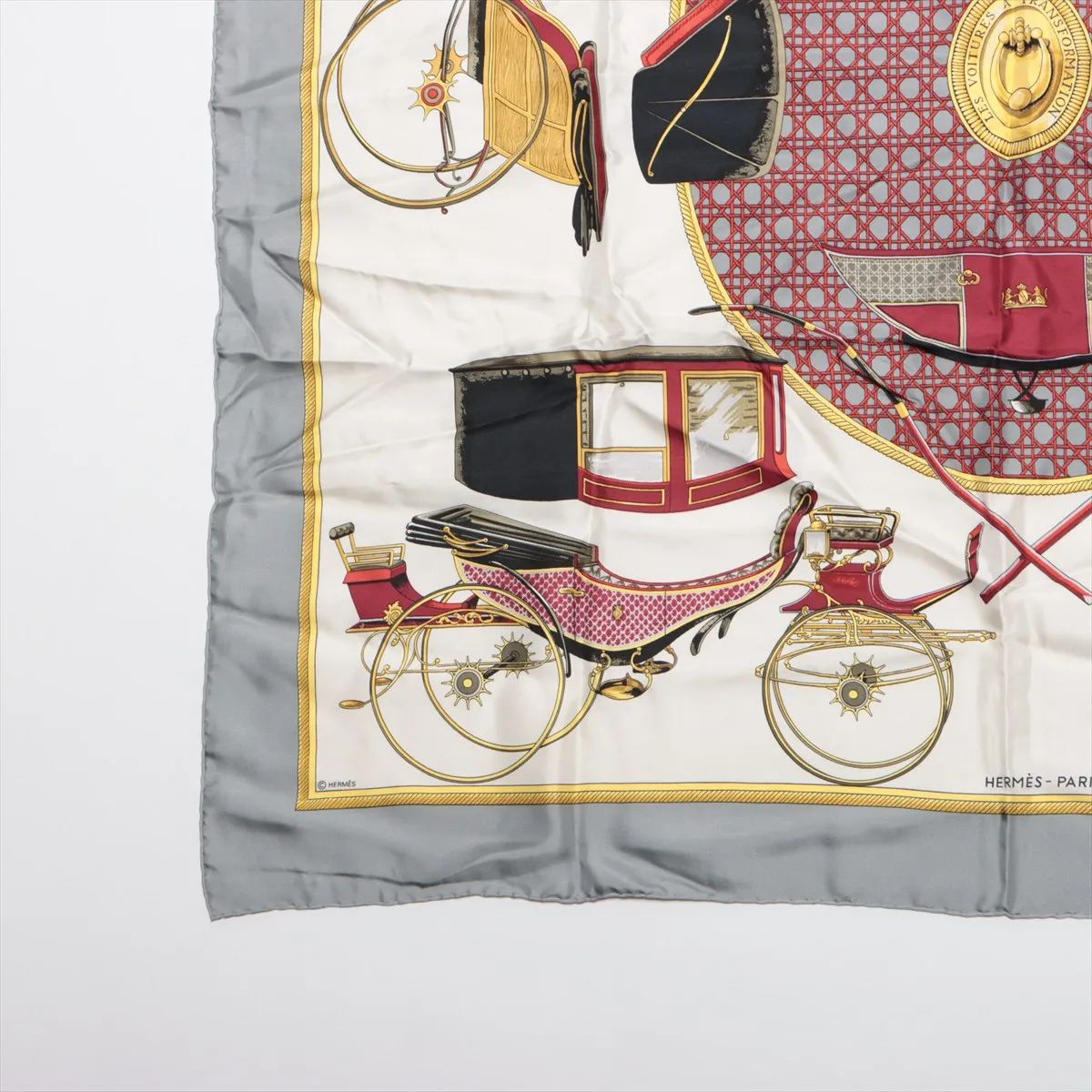 Carre 90 "LES VOITURES A TRANSFORMATION" (Folding Carriage) Scarf, Silk, Gray, — view 5