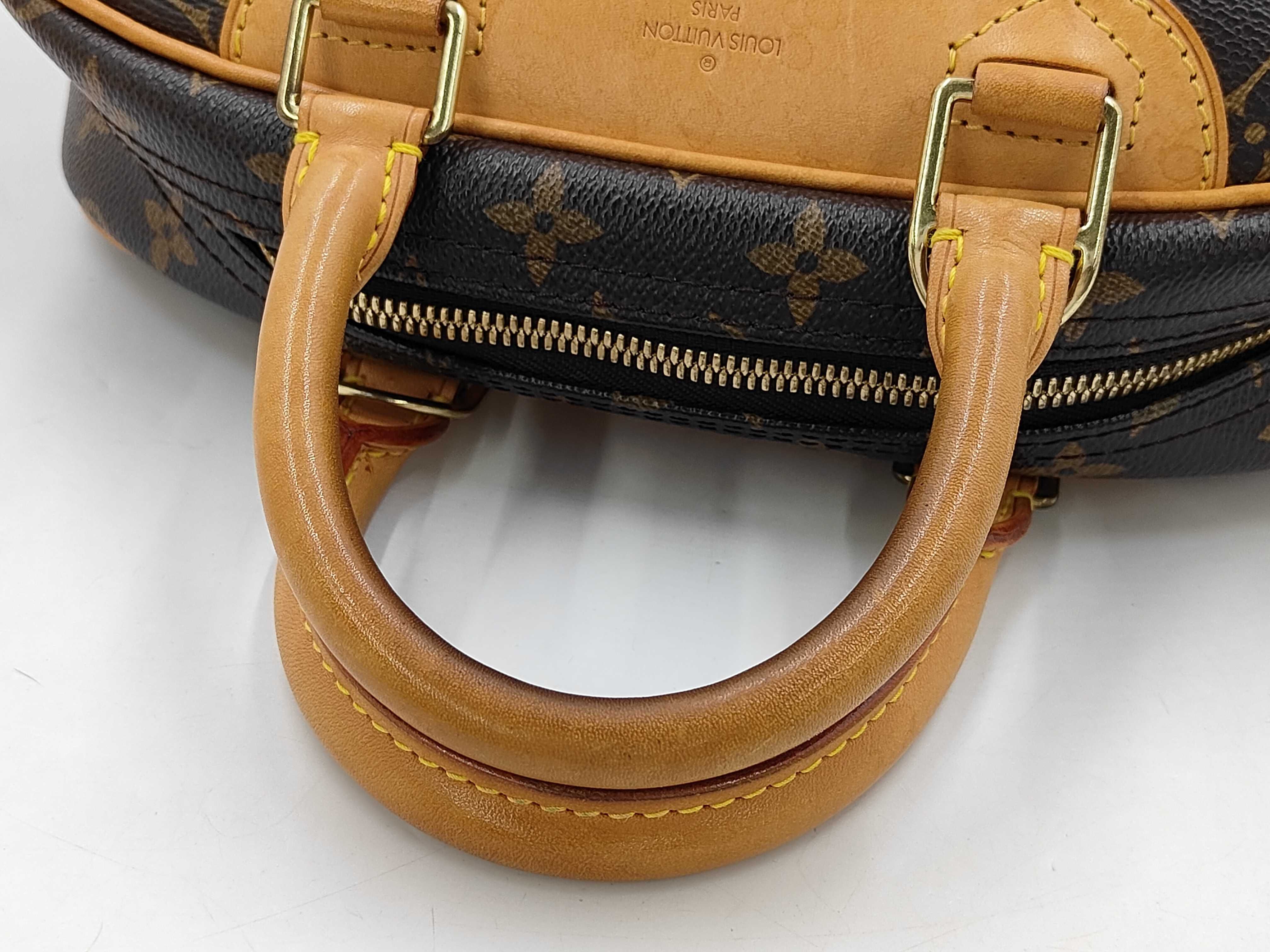 Monogram Louis Vuitton Monogram Trouville M42228 Handbag — view 3