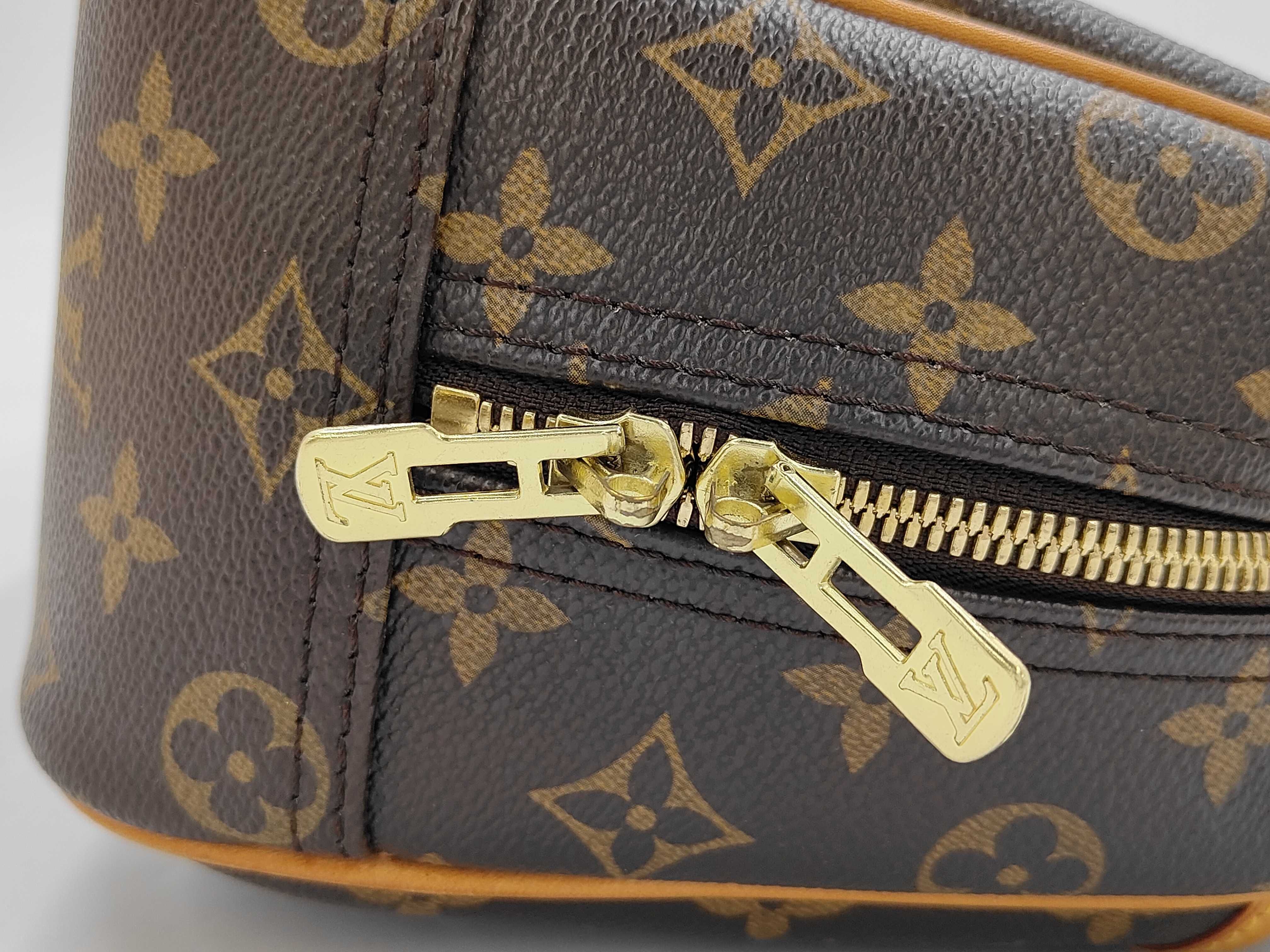 Monogram Louis Vuitton Monogram Trouville M42228 Handbag — view 8