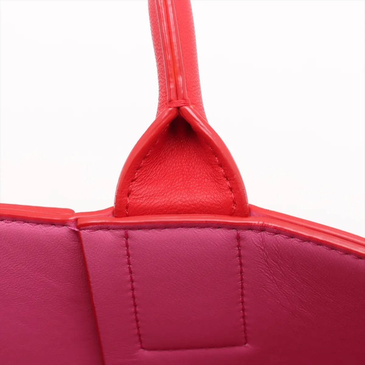 Maxi Intrecciato The Arcotote Leather Tote Bag Red — view 10