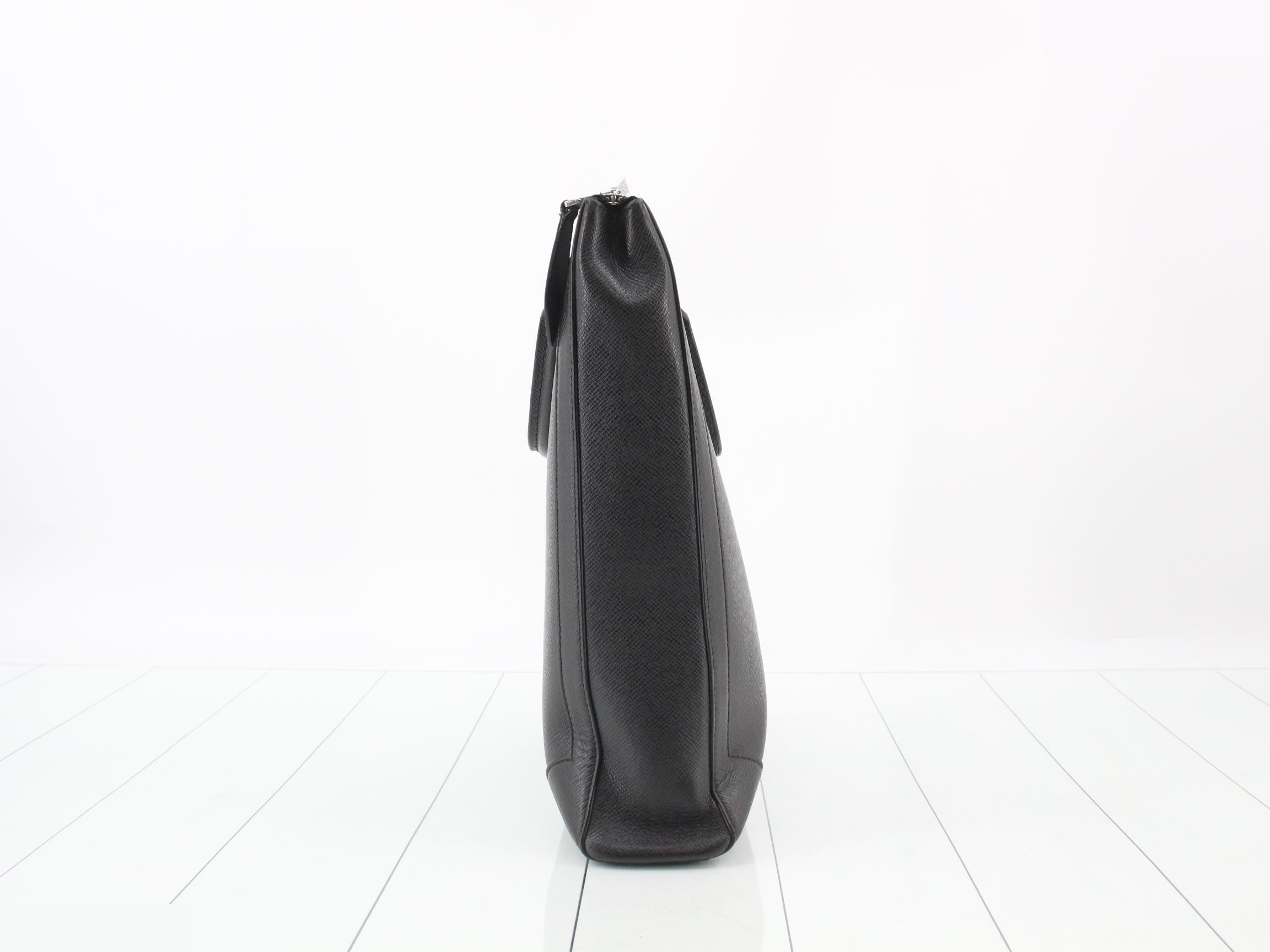 Taiga Vertical Tote — view 4