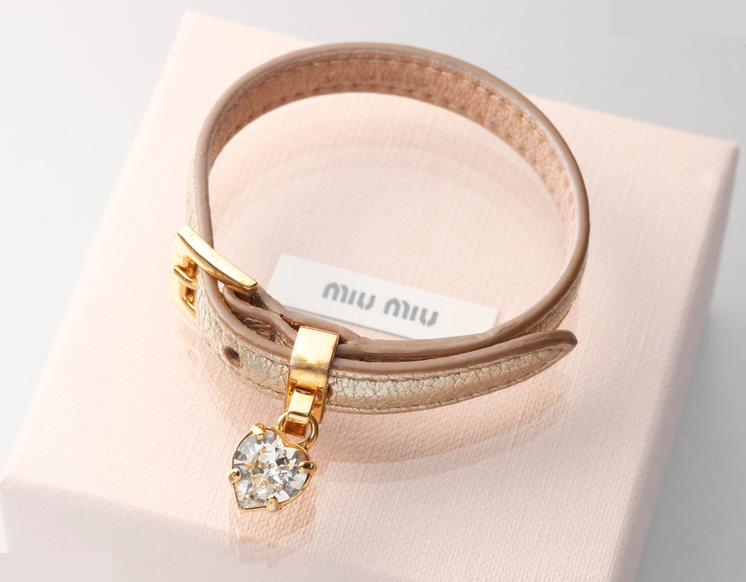 Other lines: Small items, accessories, bracelets, bangles (leather, fabric).