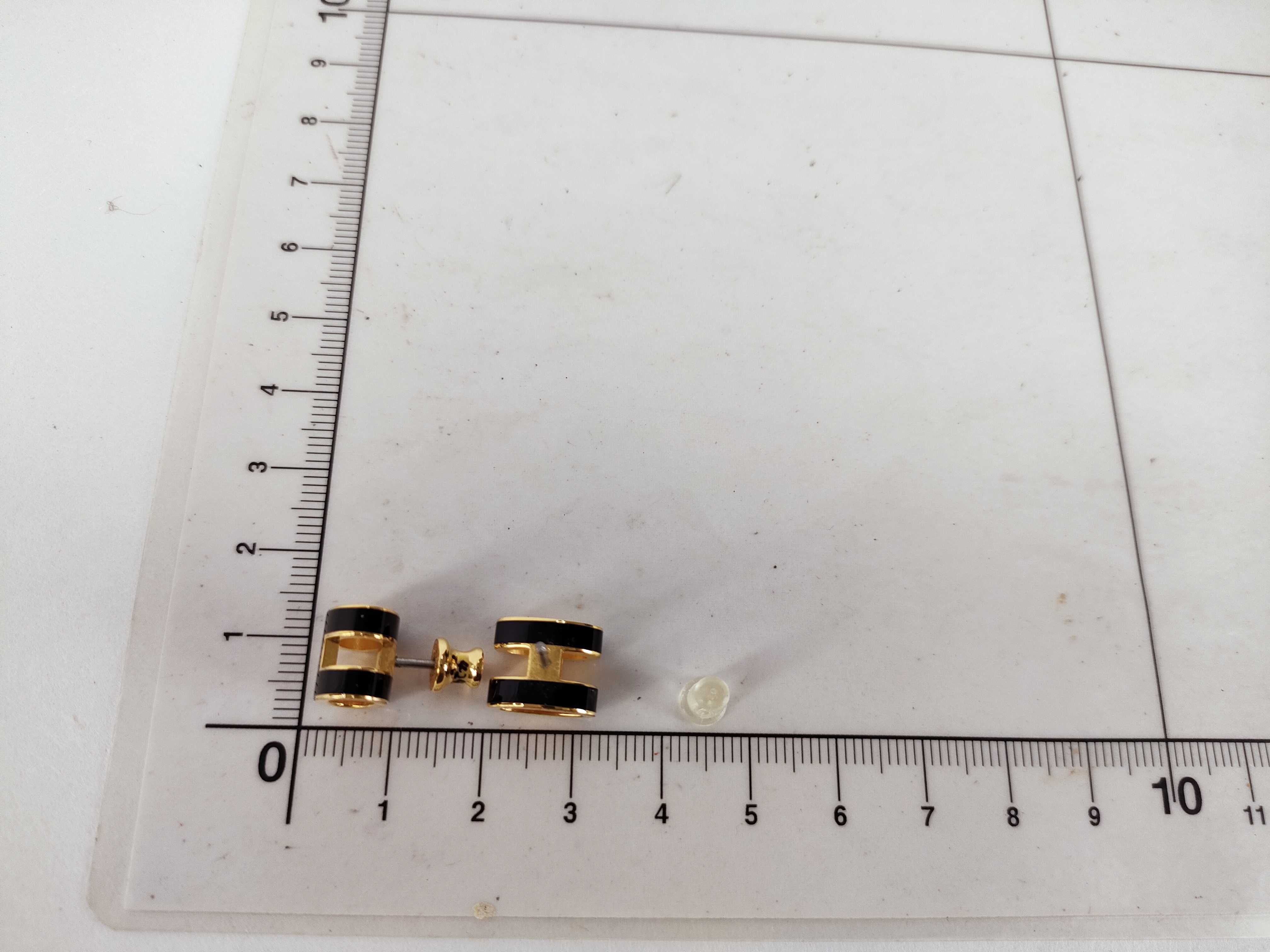 HERMS POP Earrings Black x Gold Earrings — view 10