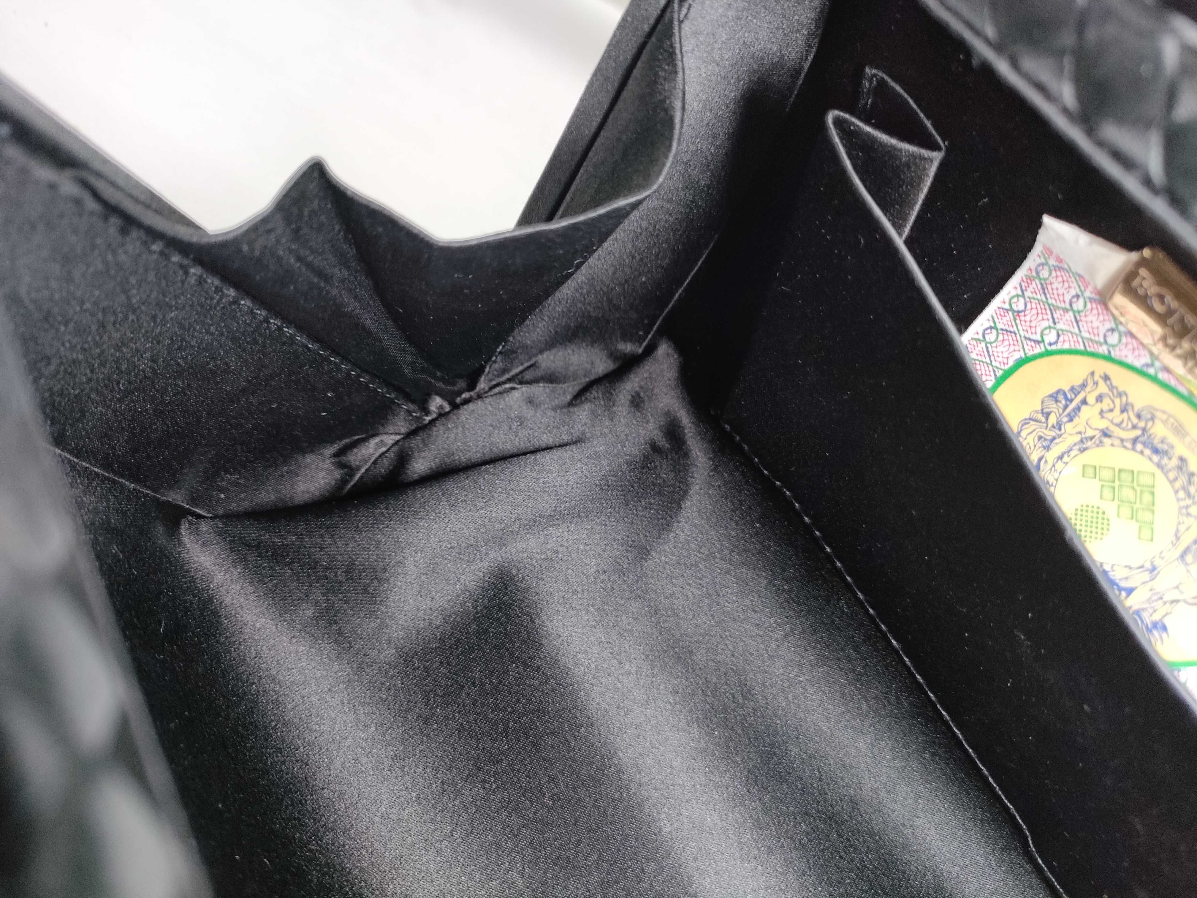 Intrecciato Bottega Veneta Satin Intrecciato Handbag — view 11