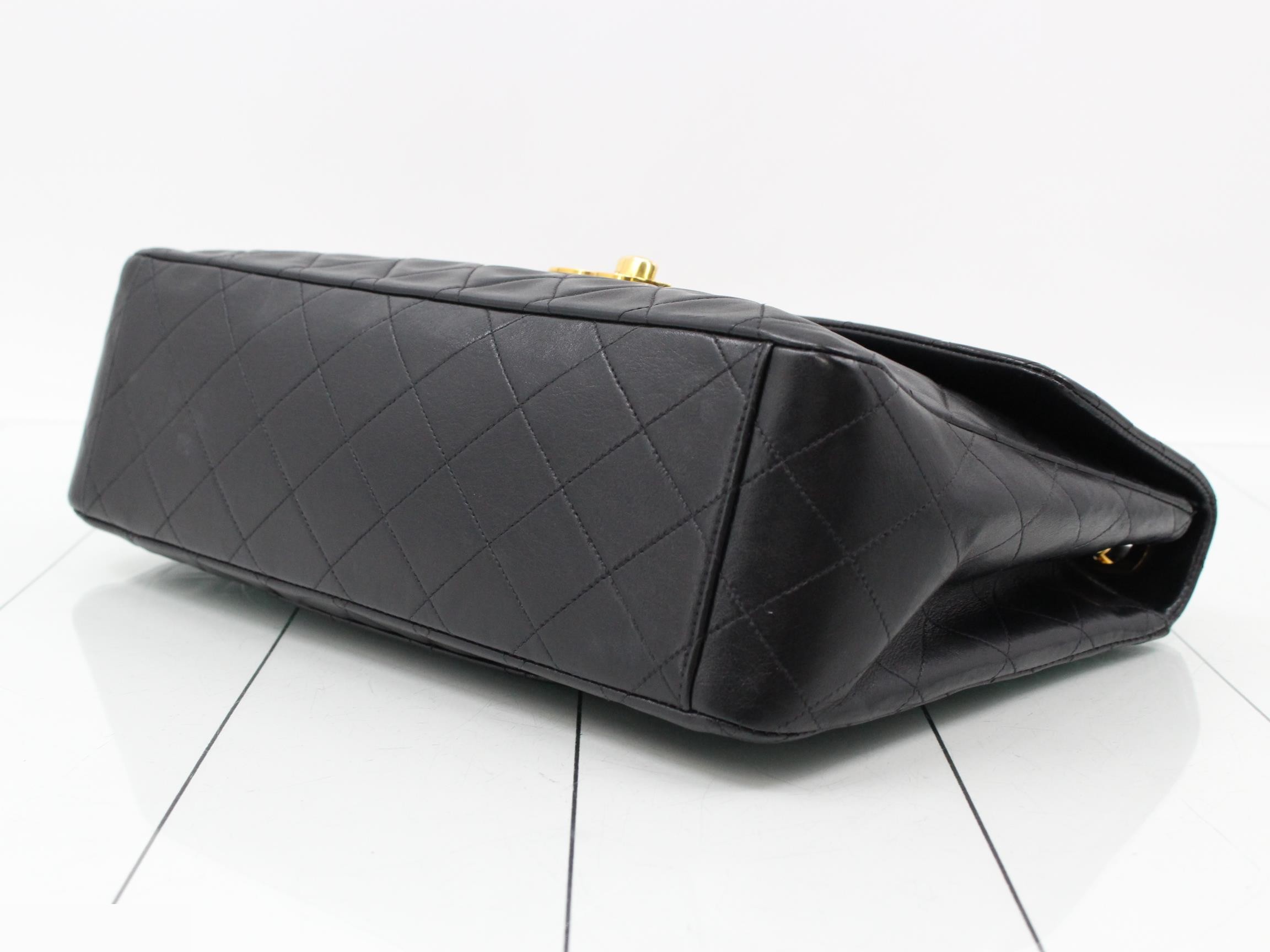 Large Matelassé Lambskin Chain Shoulder Bag, Black, Series 3 — view 6